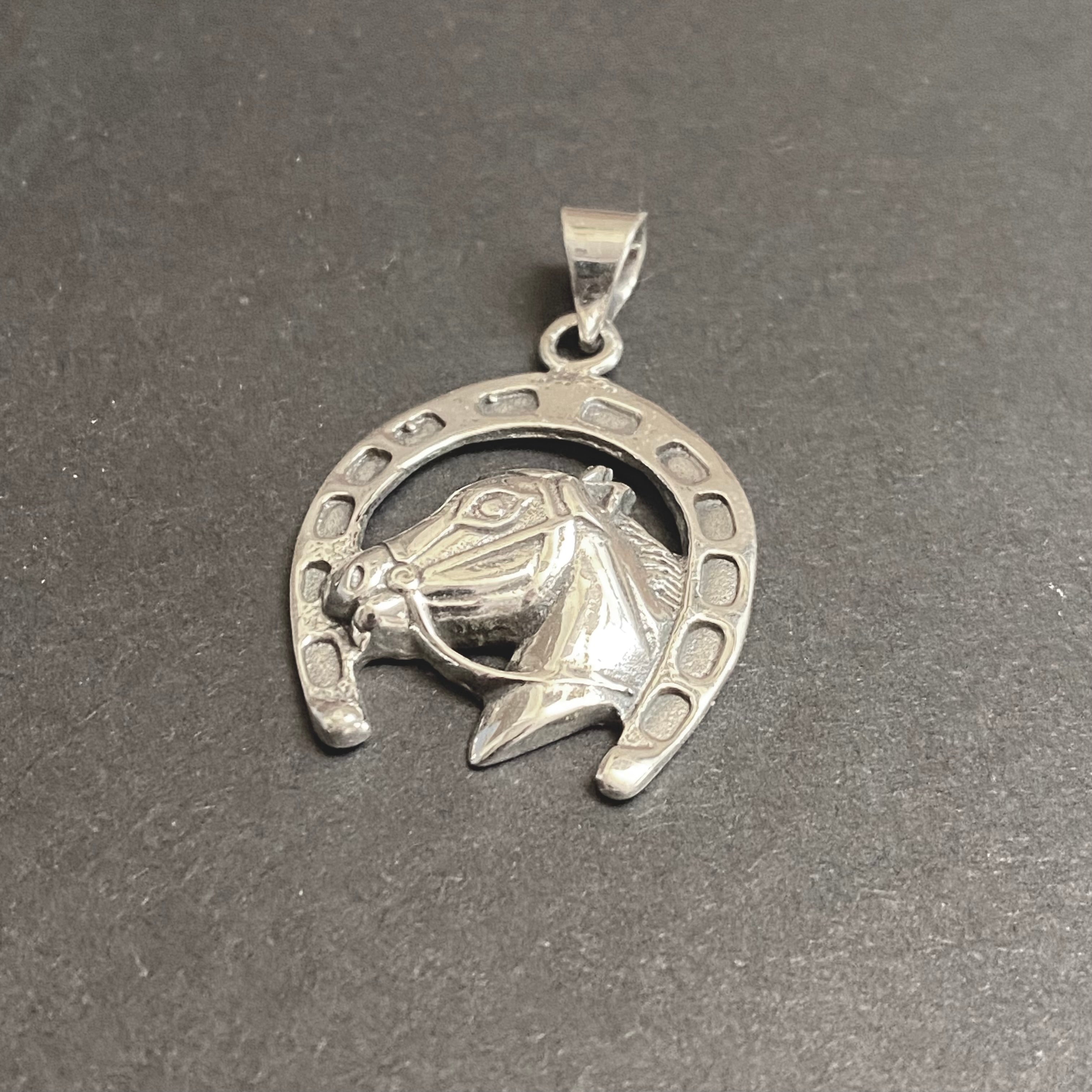 Sterling Silver Horse Shoe Pendant
