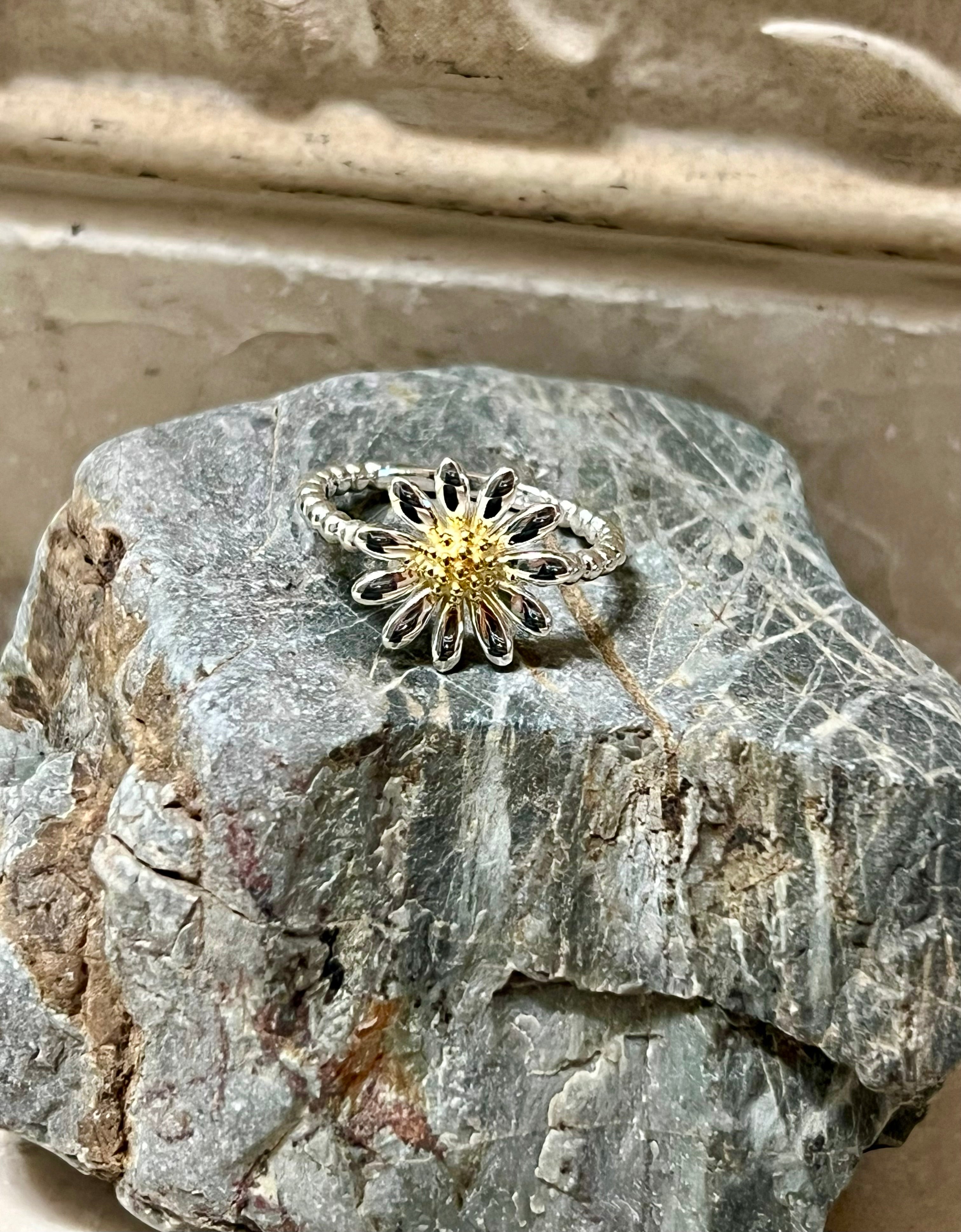 Gold Daisy Sterling Silver Ring