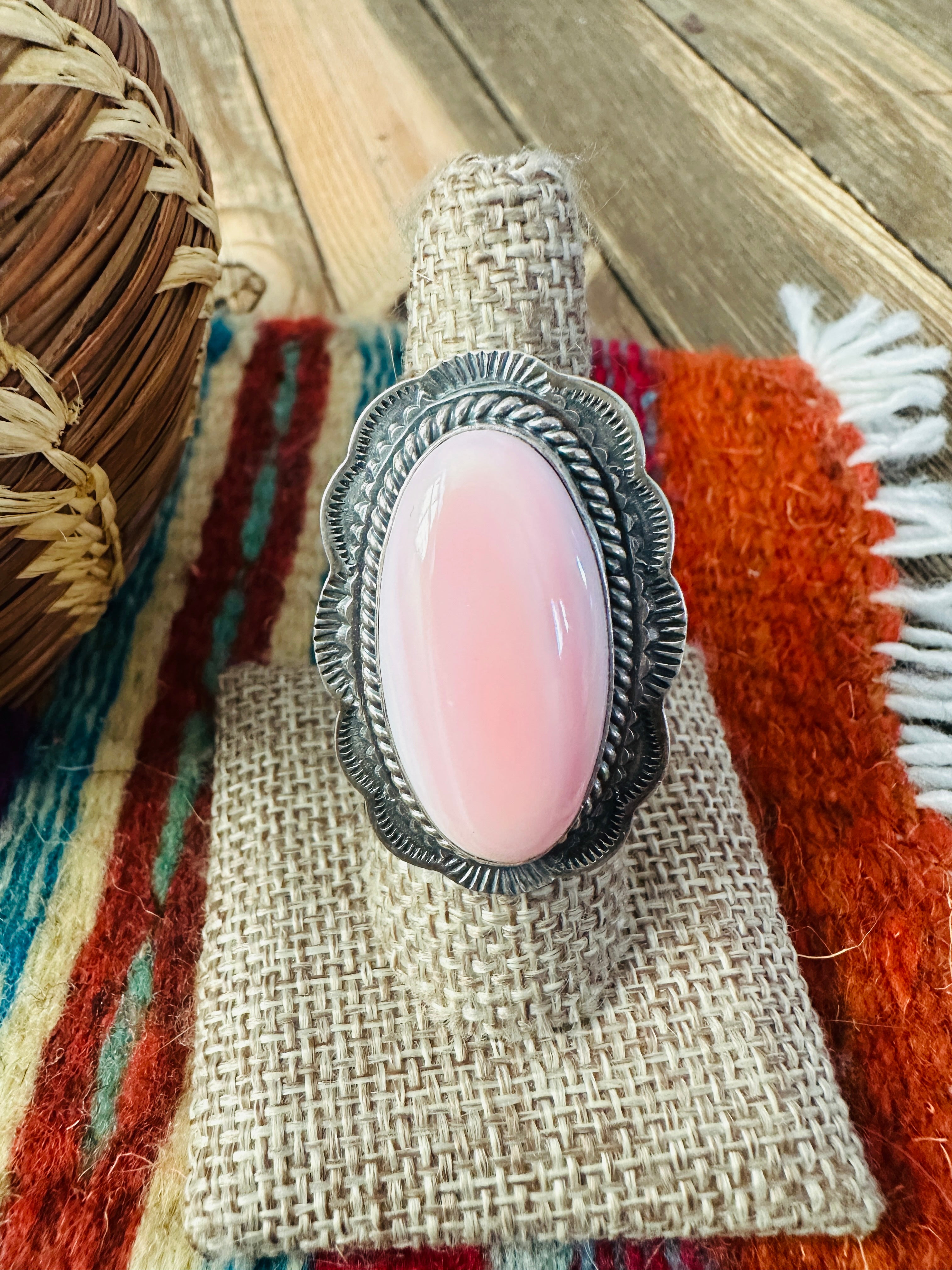 Handcrafted Queen Pink Conch & Sterling Silver Ring Size 8