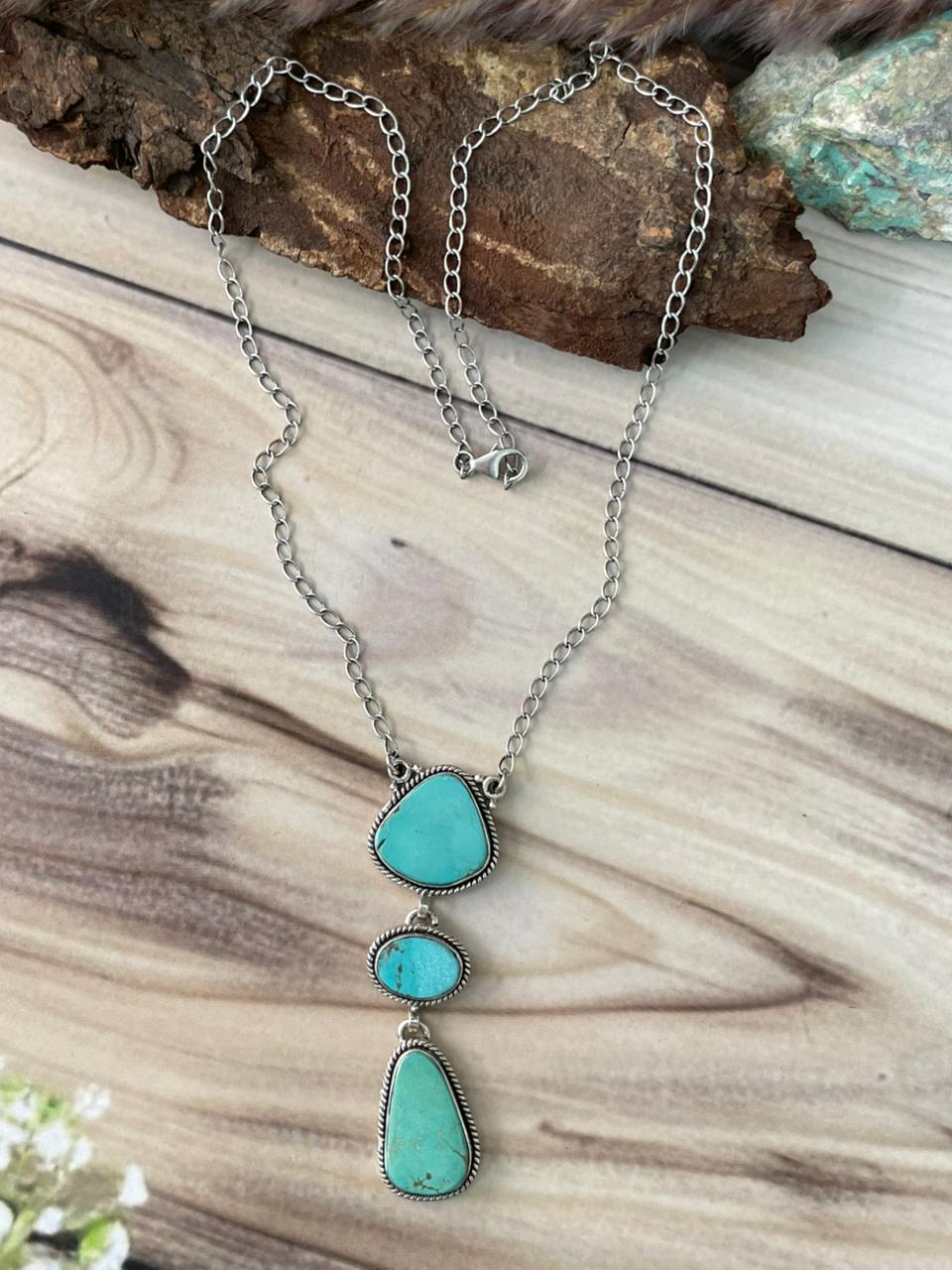 Handmade Sterling Silver Green Kingman Turquoise Collection: Necklace Signed Nizhoni