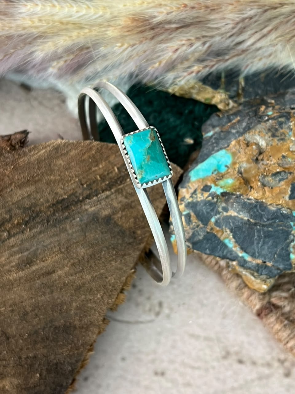 Handmade Sterling Silver Kingman Turquoise Cuff Bracelet Signed Nizhoni (3)