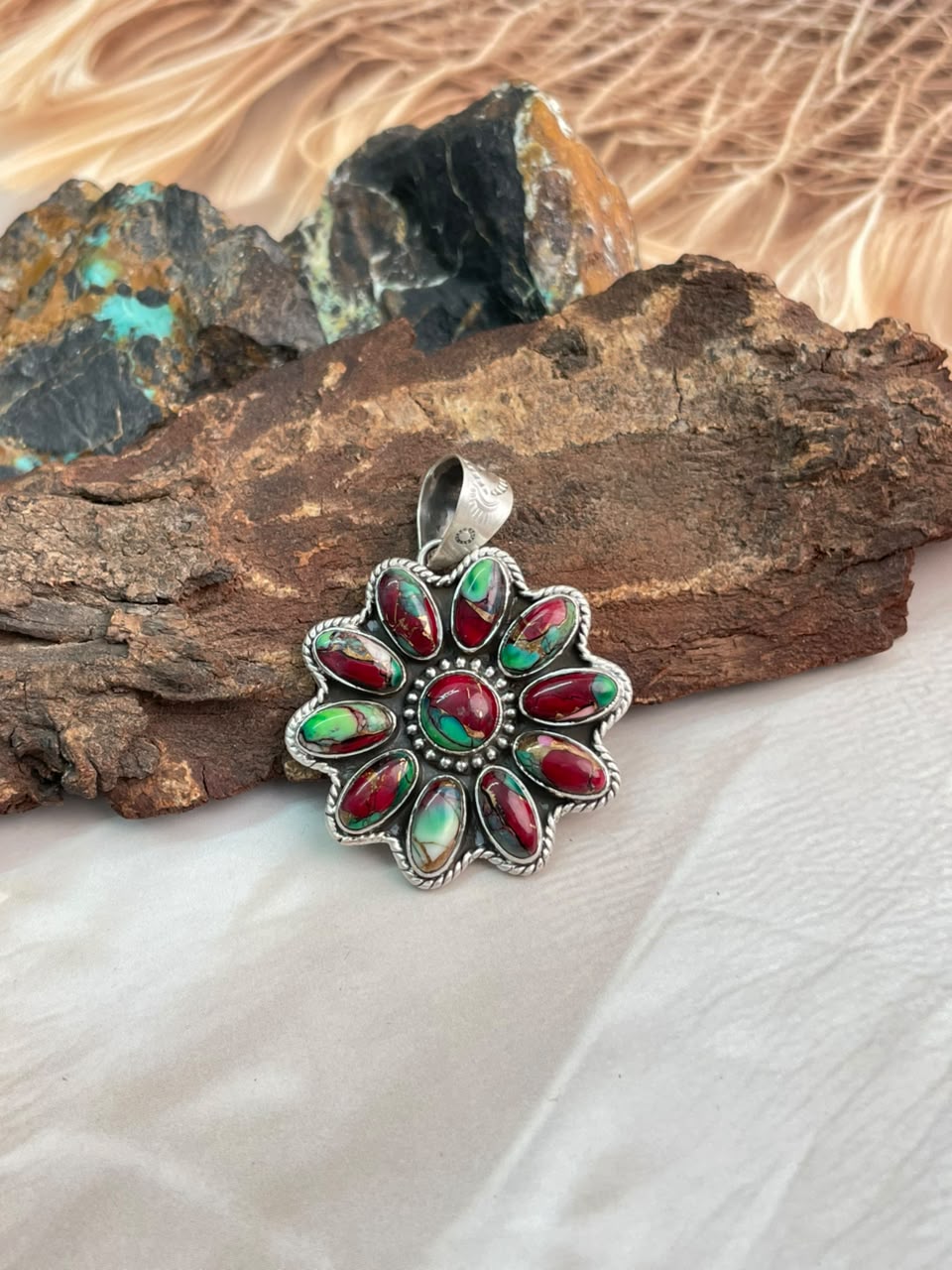 Handmade Sterling Silver Christmas Dahlia Collection: Pendant Signed Nizhoni