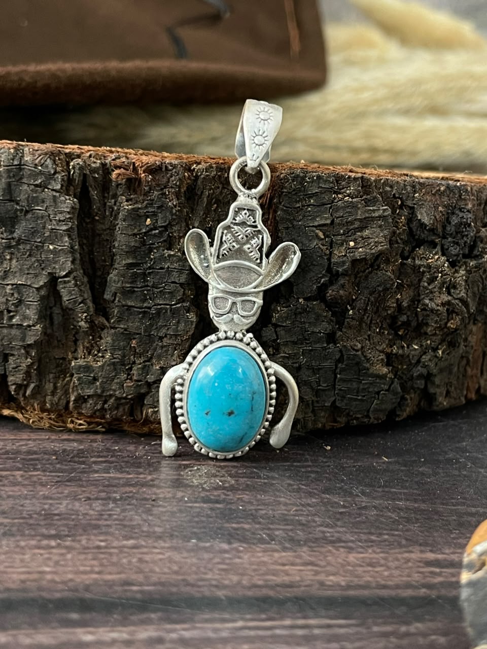 Handmade Sterling Silver Kingman Turquoise Pendant Signed Nizhoni (8)