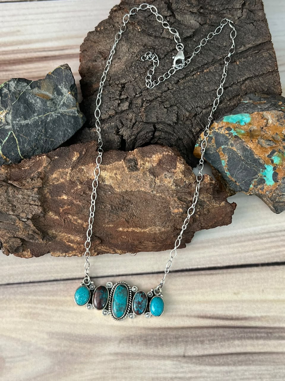 Handmade Sterling Silver Gem Silica Collection: Necklace Signed Nizhoni