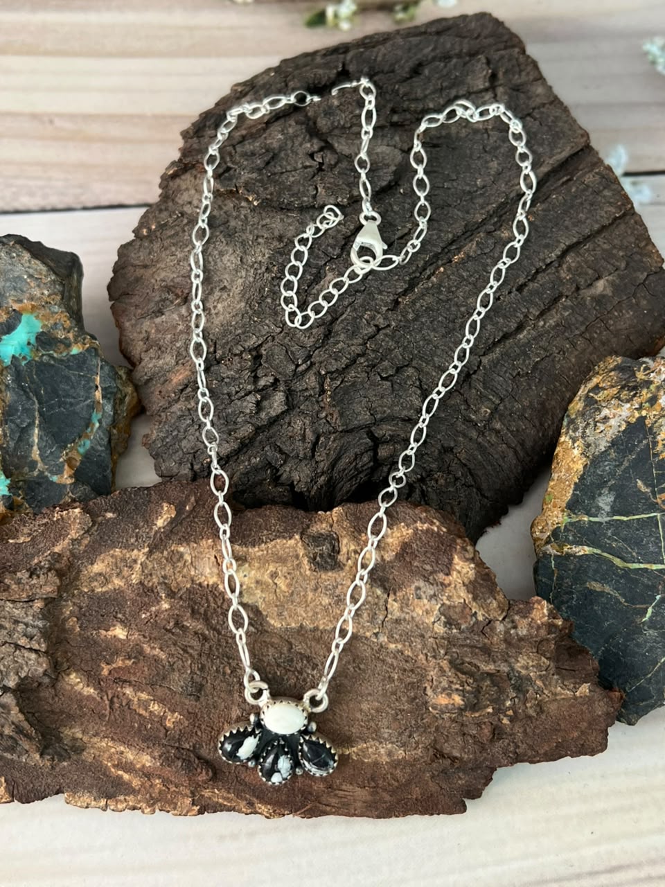 Handmade Sterling Silver White Buffalo Necklace Signed Nizhoni