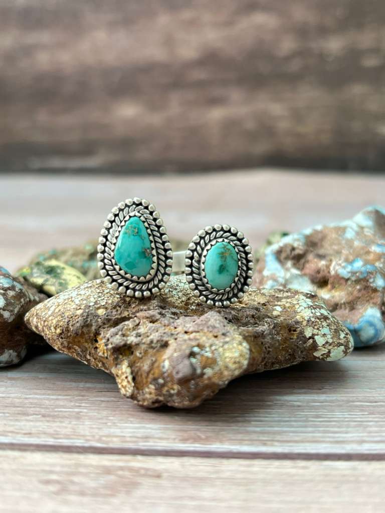 Handmade Sterling Silver Emerald Valley Turquoise Adjustable Ring "Signed Nizhoni"