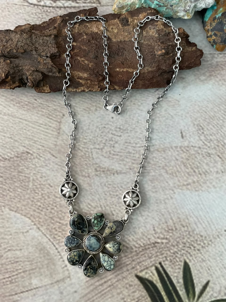 Handmade Sterling Silver Colina Verde Variscite Collection: Necklace Signed Nizhoni