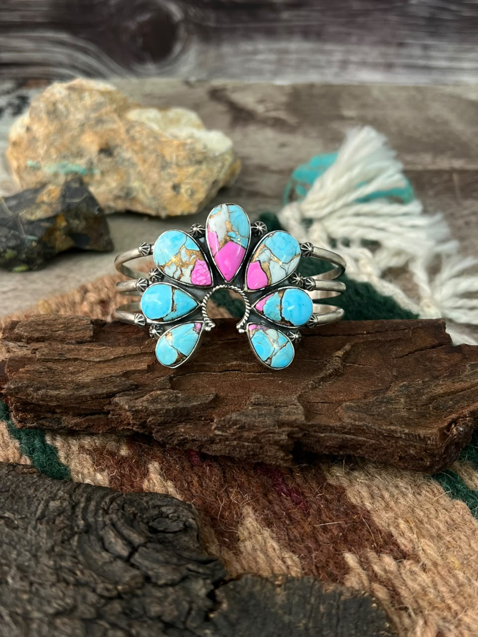 Handmade Sterling Silver Cotton Candy Naja Cuff Bracelet Signed Nizhoni (3)