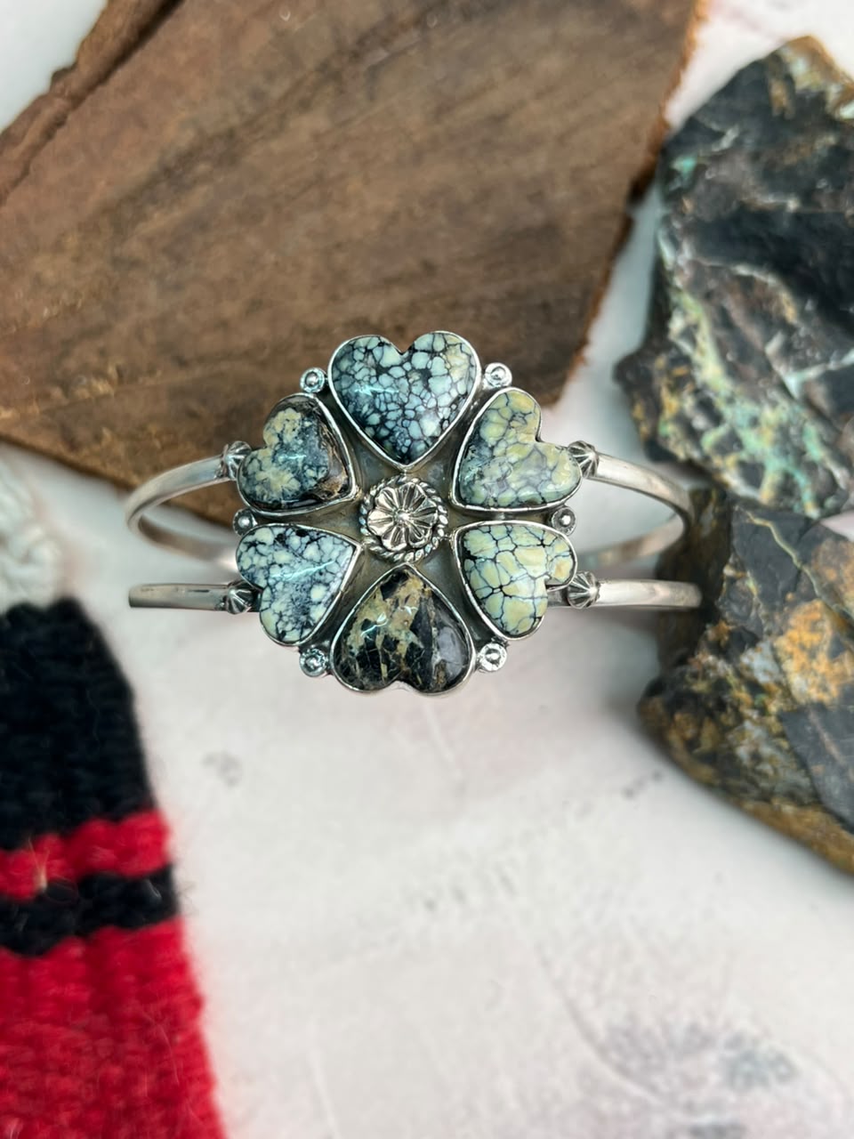 Handmade Sterling Silver Colina Verde Variscite Collection: Cuff Bracelet Signed Nizhoni
