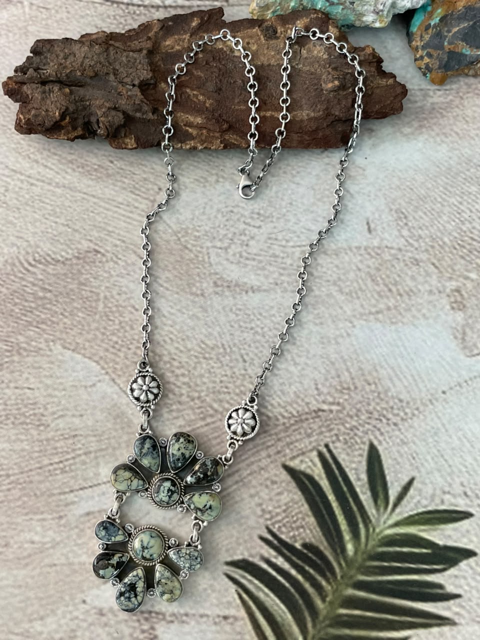 Handmade Sterling Silver Colina Verde Variscite Collection: Necklace Signed Nizhoni