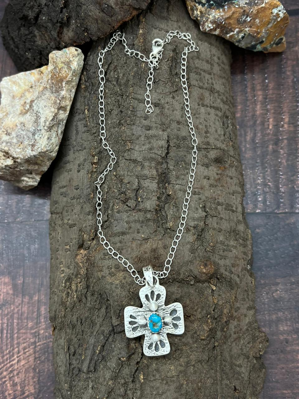 Handmade Sterling Silver Sierra Bella Turquoise Necklace "Signed Nizhoni"