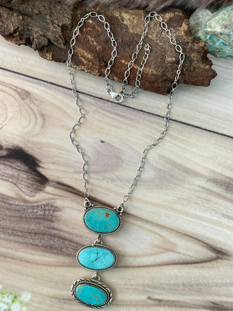 Handmade Sterling Silver Green Kingman Turquoise Collection: Necklace Signed Nizhoni