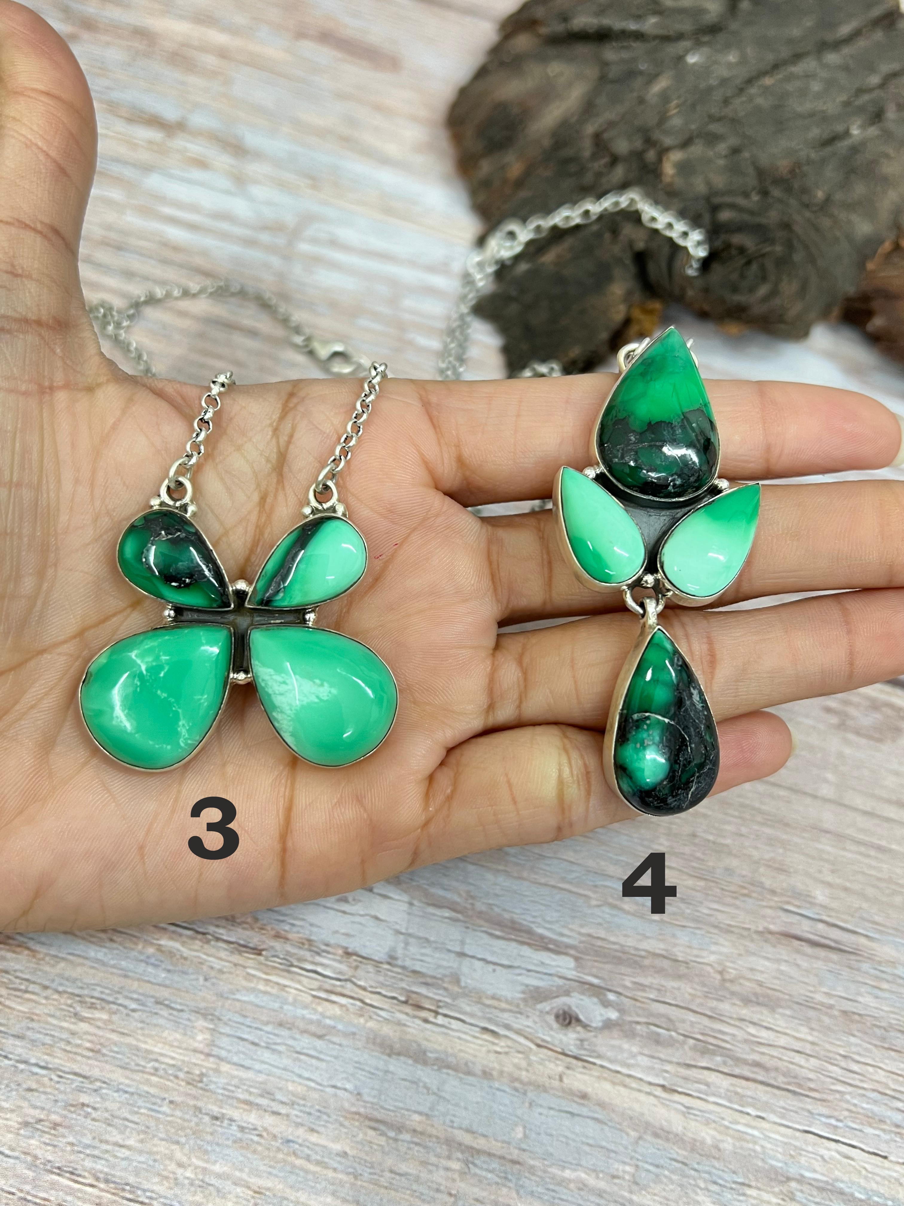 Handmade Sterling Silver Emerald Rose Necklace with Signed Nizhoni