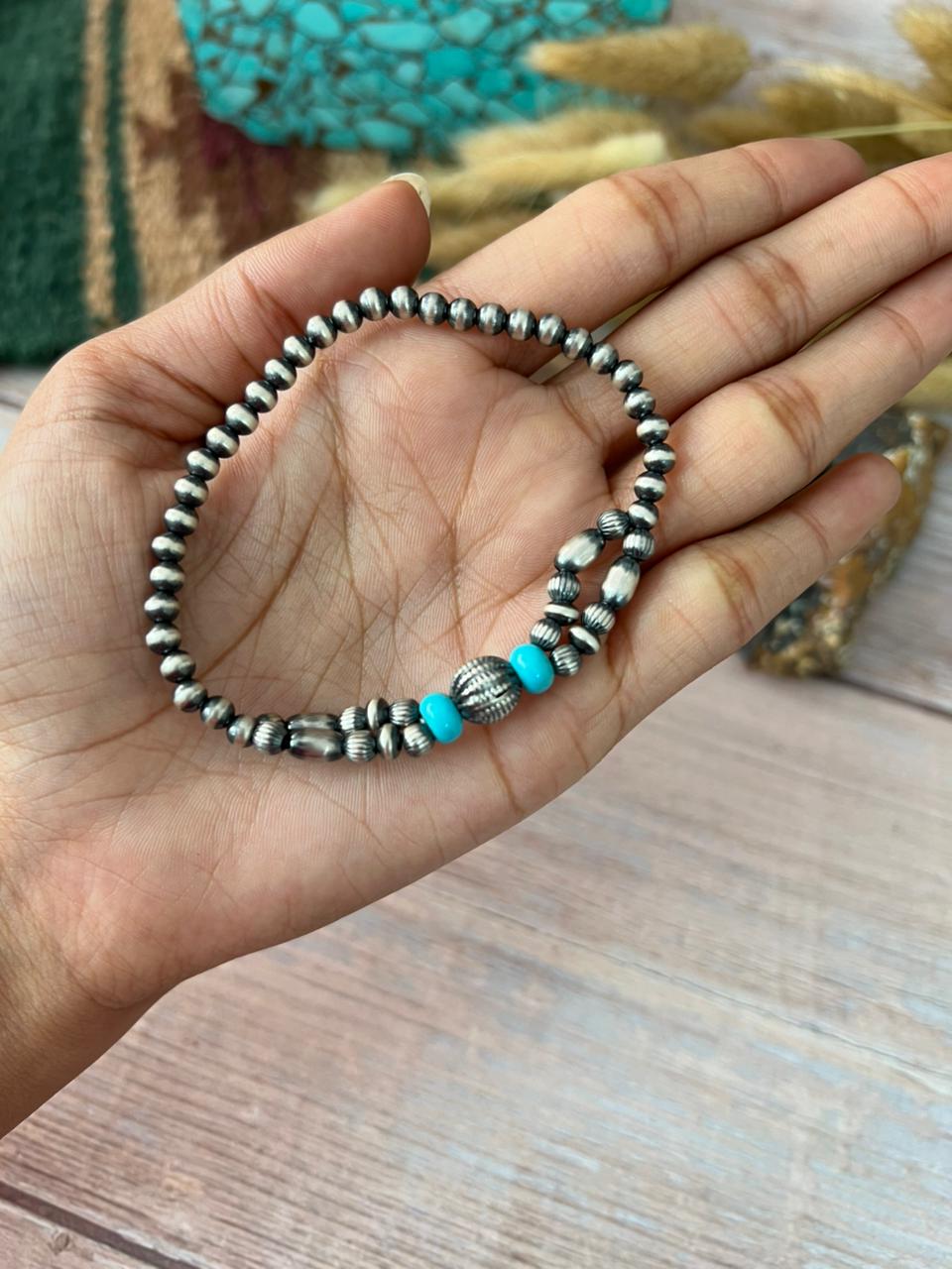 Handmade Sterling Silver Kingman Turquoise Stretchy Beaded Bracelet