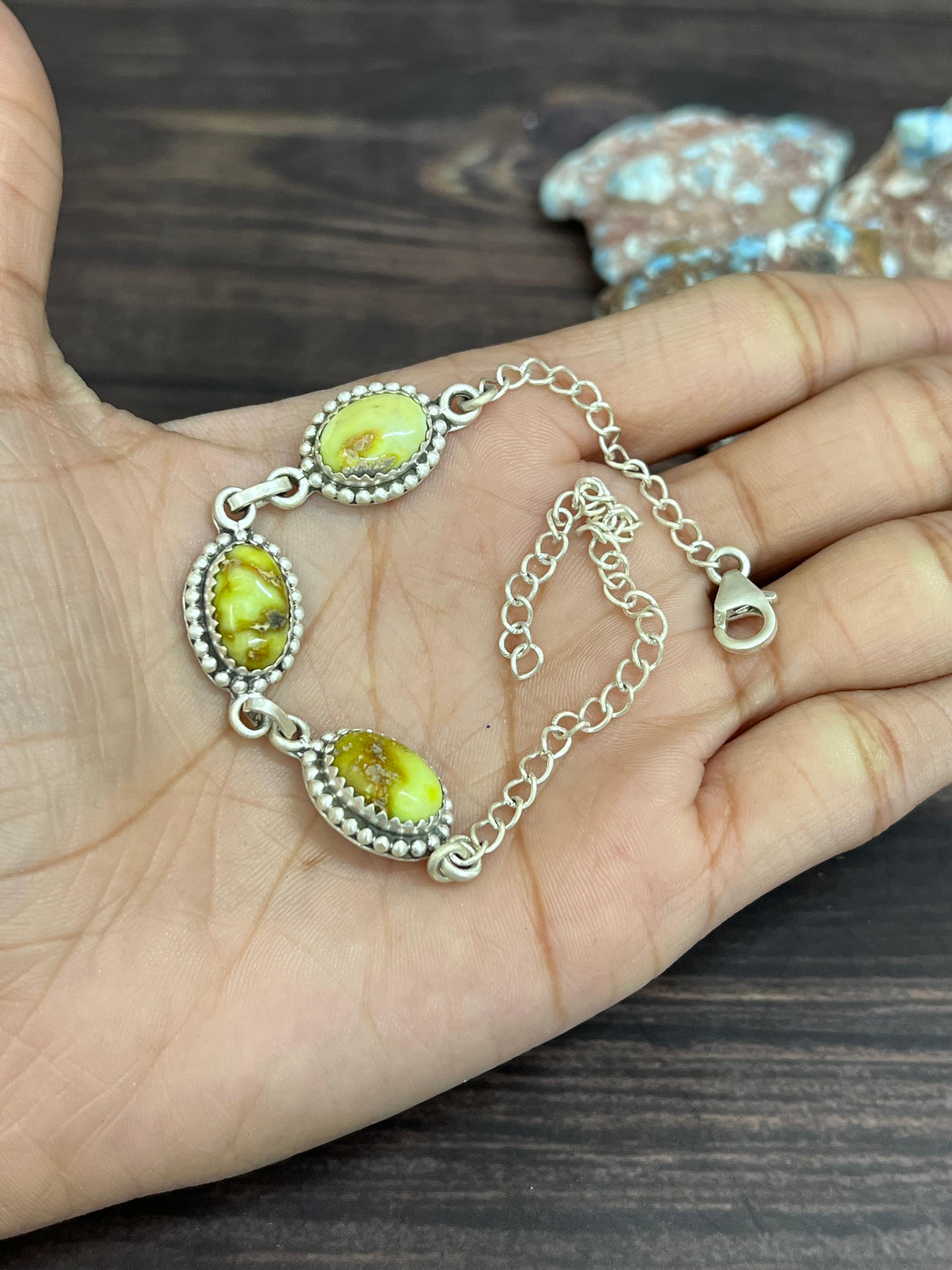 Handmade Sterling Silver Palomino Chain Bracelet with Signed Nizhoni