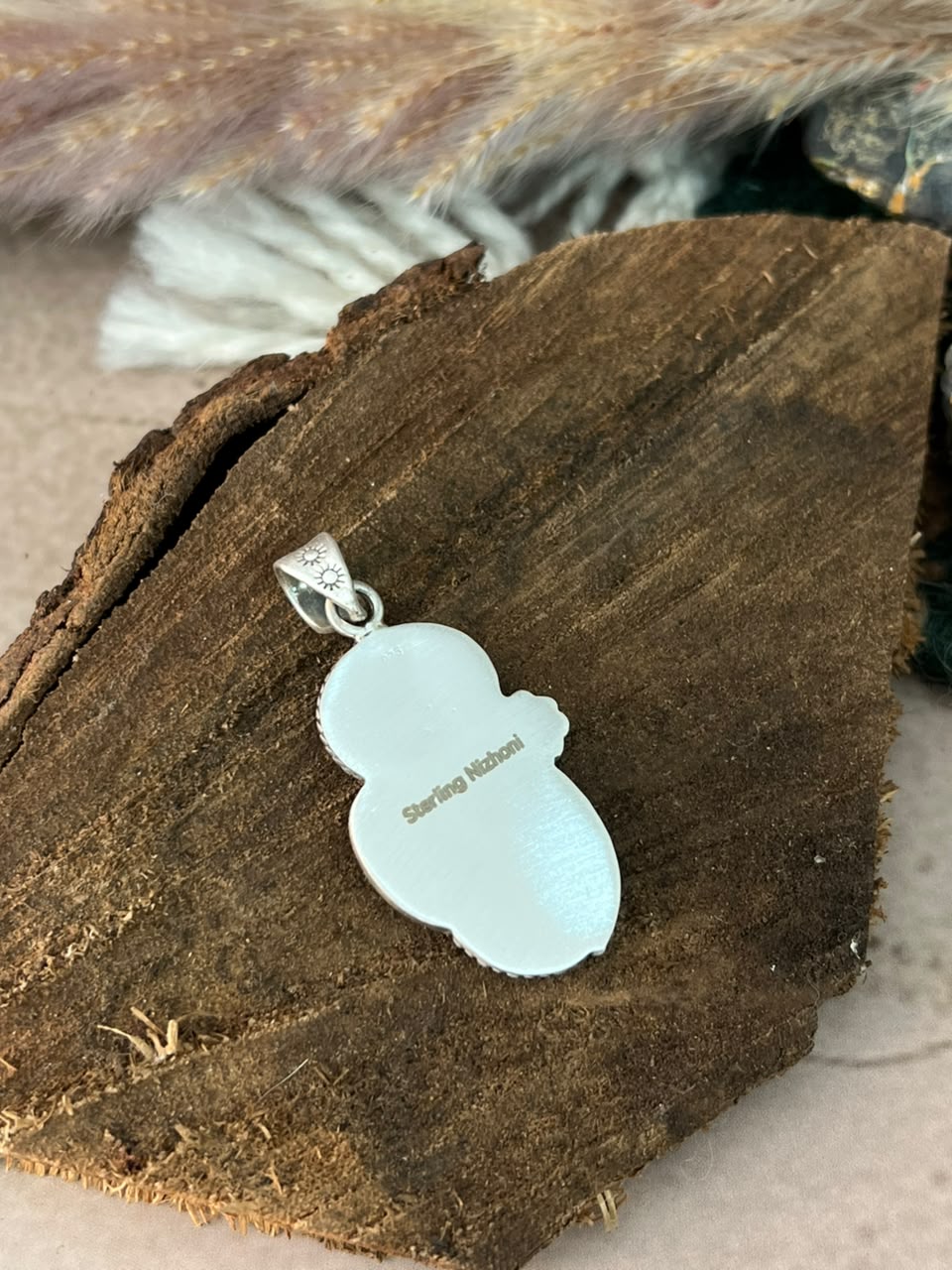 Handmade Sterling Silver Hardy Pit Collection: Pendant Signed Nizhoni