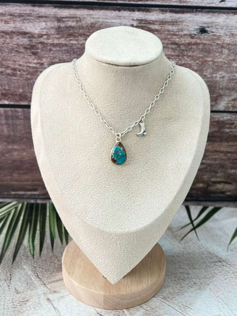 Handmade Sterling Silver Number 8 Turquoise Necklace with Signed Nizhoni