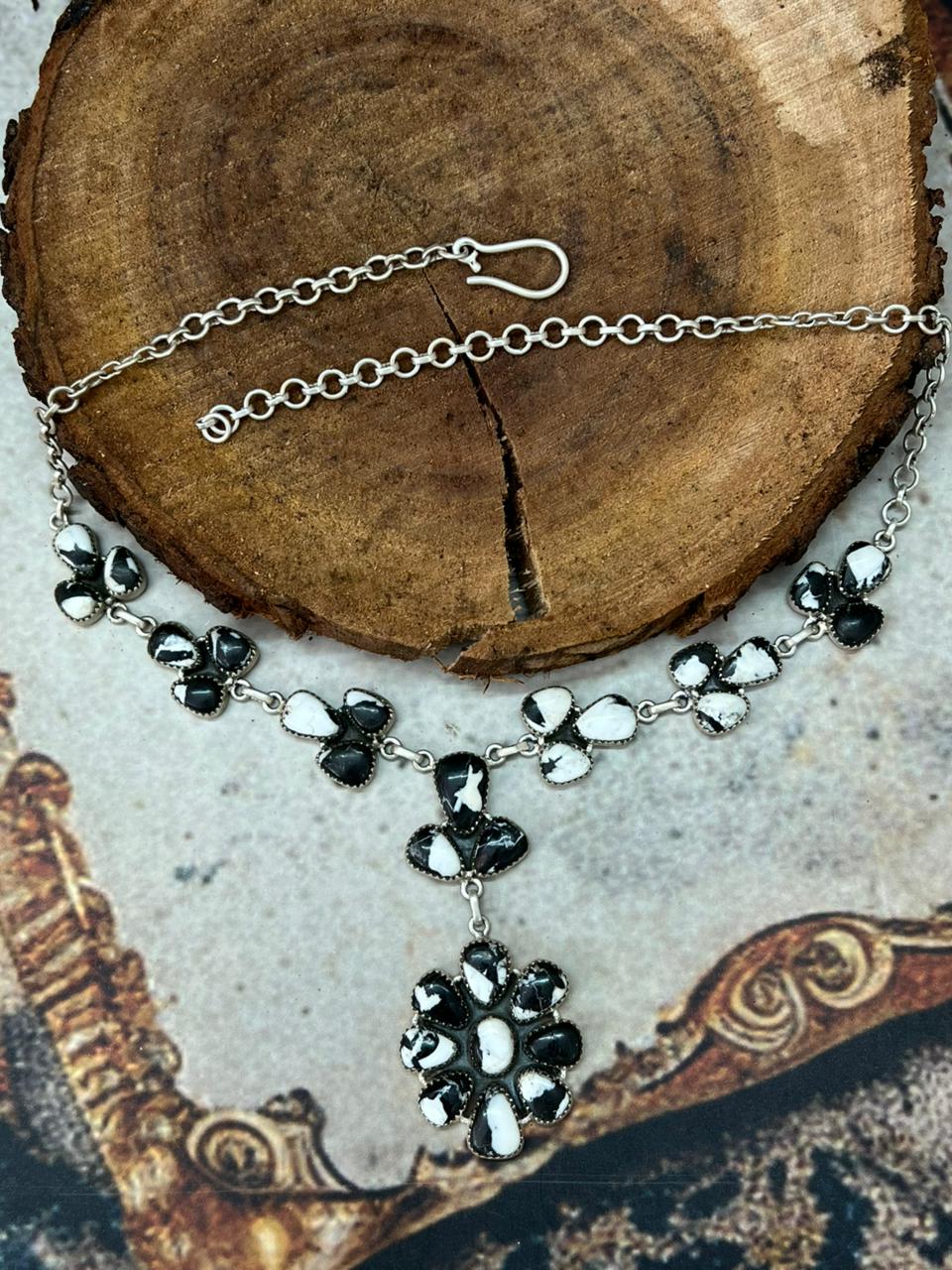 Handmade Sterling Silver White Buffalo Necklace "Signed Nizhoni" (3)