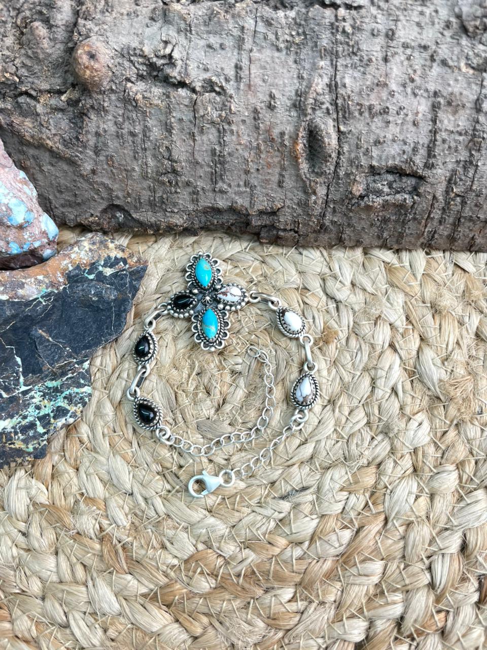 Handmade Sterling Silver Kingman with Wildhorse, Black Onyx Chain Bracelet "Signed Nizhoni"