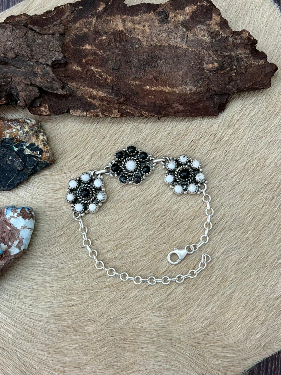 Handmade Sterling Silver White Buffalo Chain Bracelet "Signed Nizhoni"