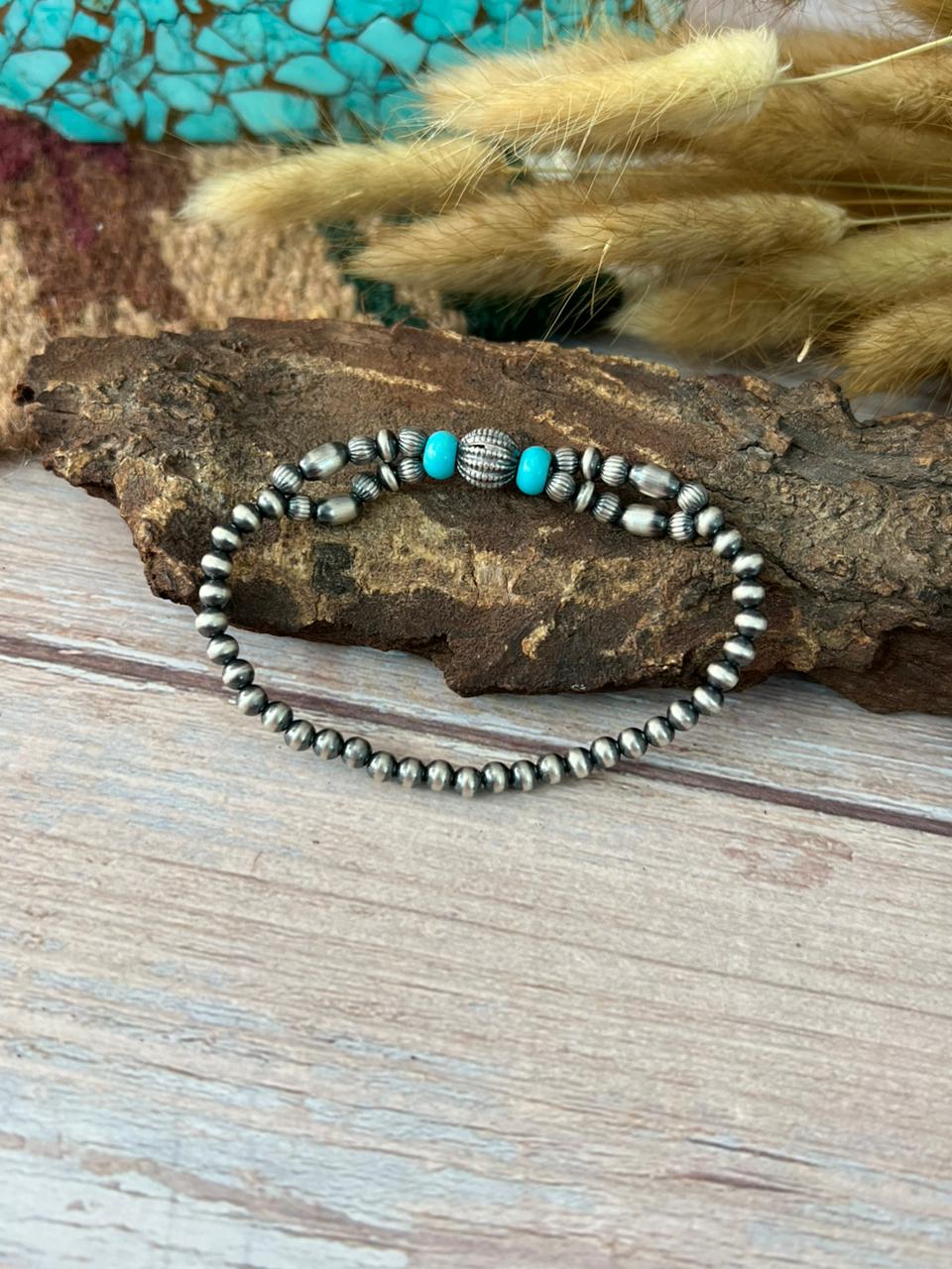 Handmade Sterling Silver Kingman Turquoise Stretchy Beaded Bracelet