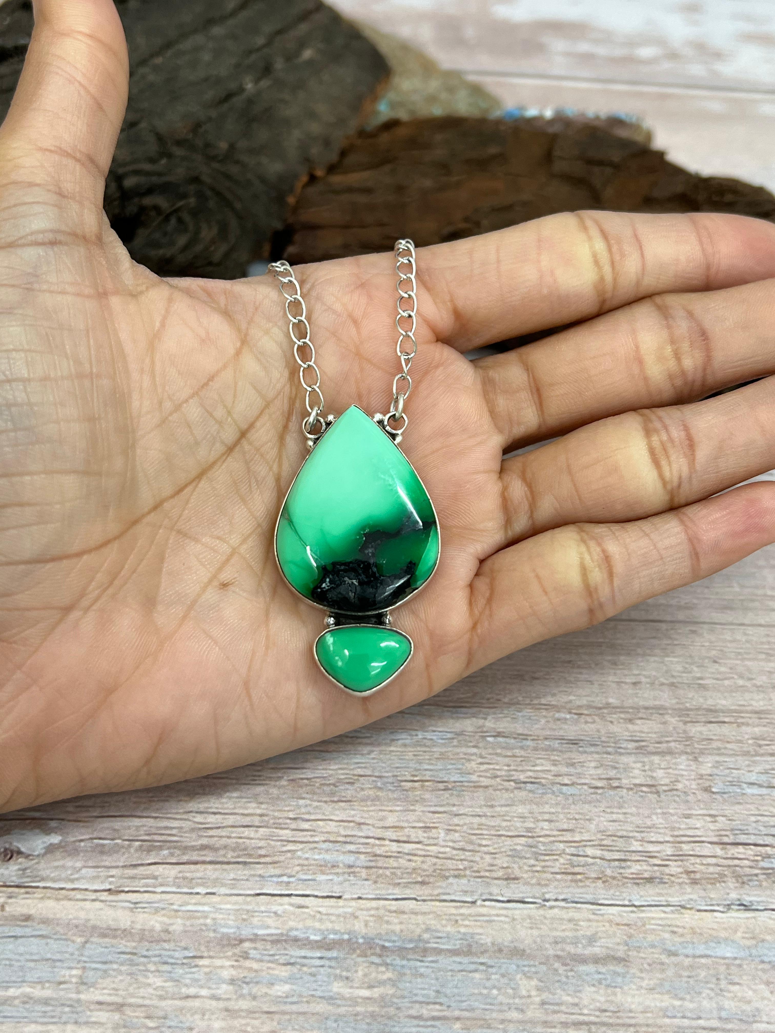 Handmade Sterling Silver Emerald Rose Necklace with Signed Nizhoni