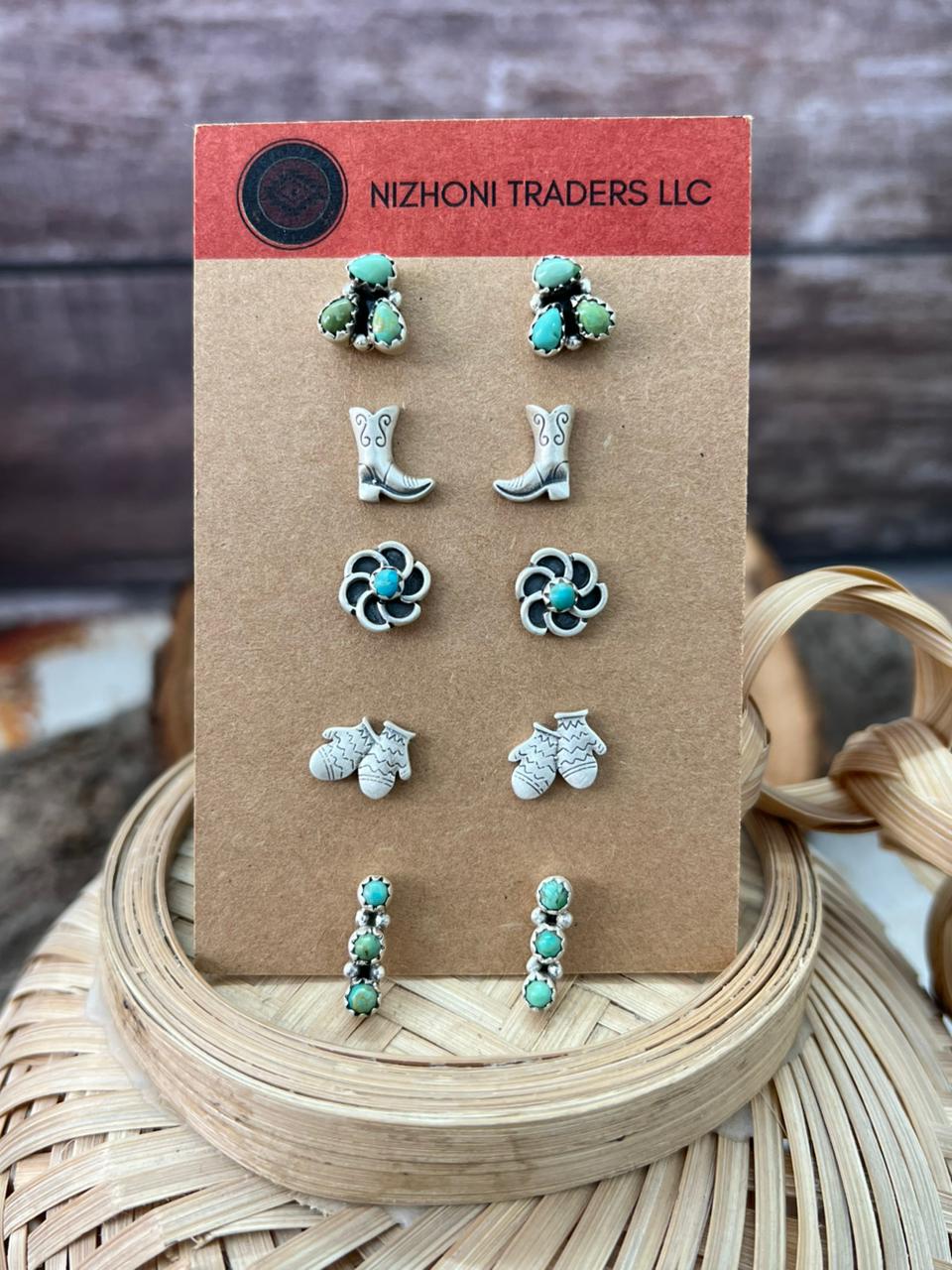 Handmade Sterling Silver Kingman Turquoise Post Studs Earrings Set (2)