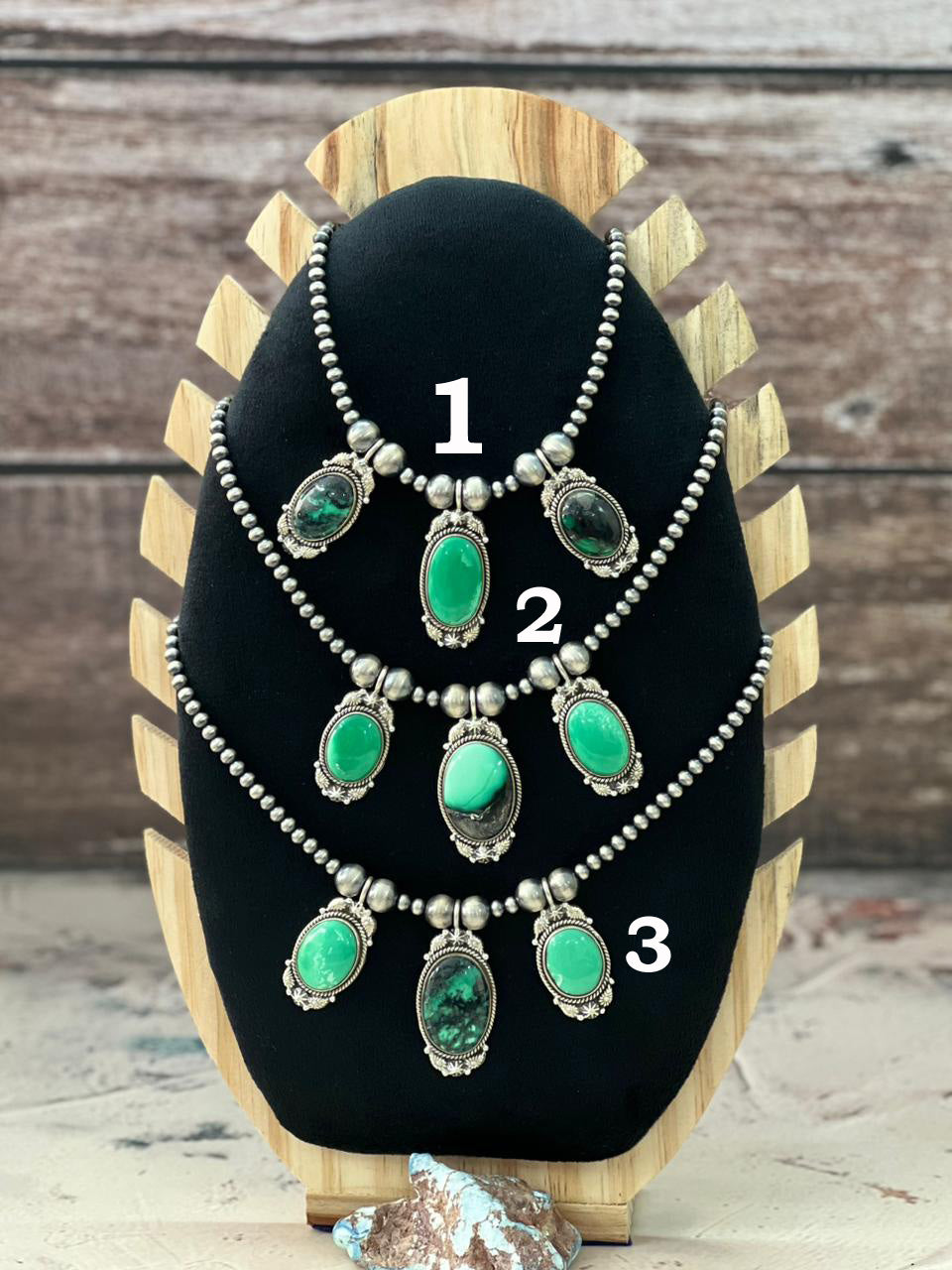 Handmade Sterling Silver Beaded Emerald Rose Necklace "Signed Nizhoni"