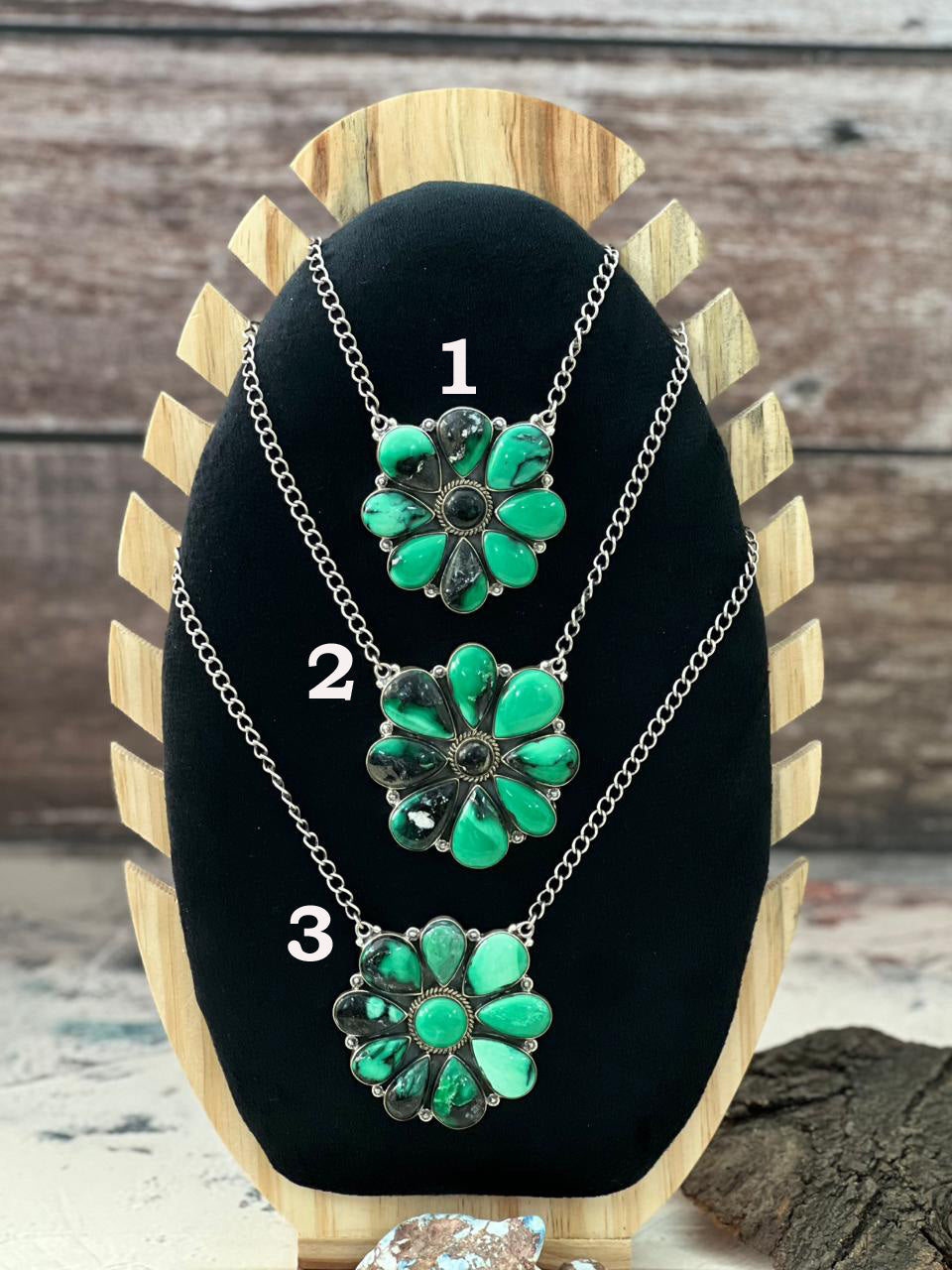 Handmade Sterling Silver Emerald Rose Necklace "Signed Nizhoni"