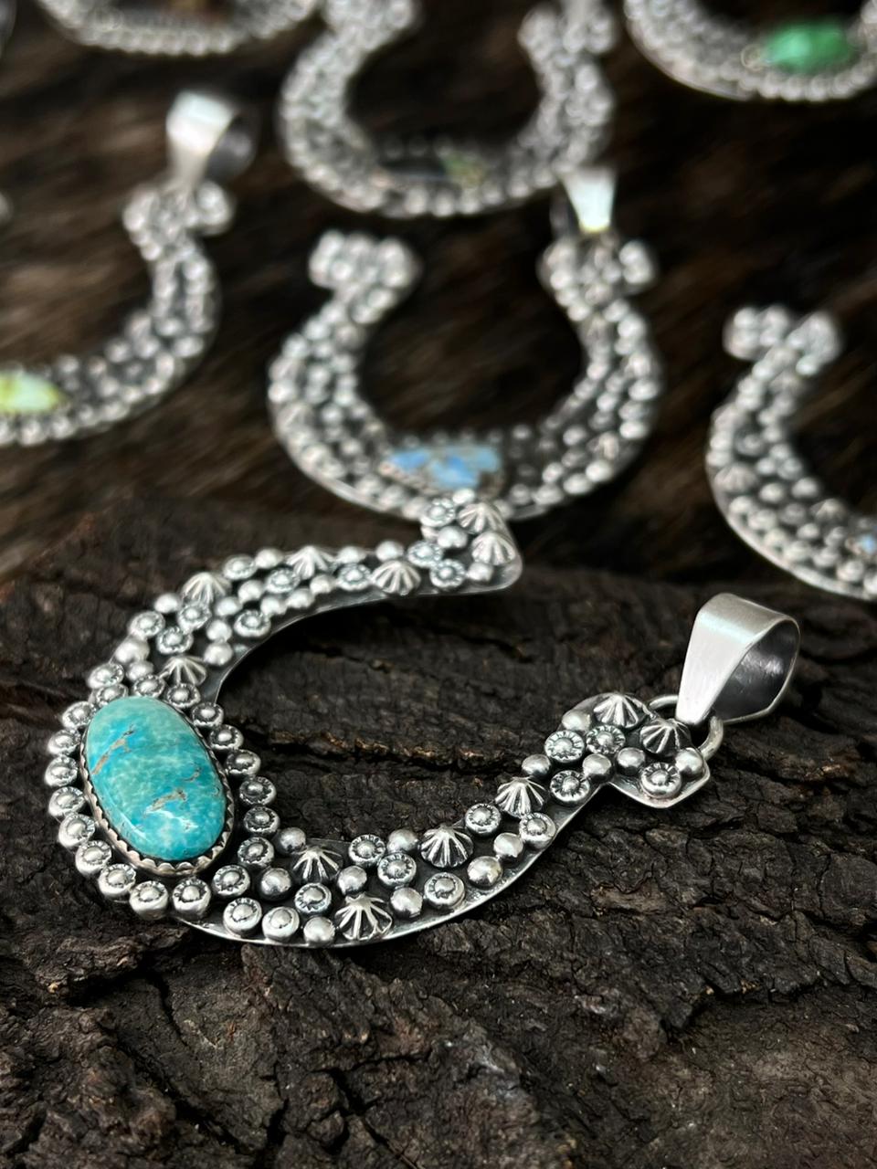 Handmade Sterling Silver Multi Stone Horse Shoe Pendant "Signed Nizhoni" (9)