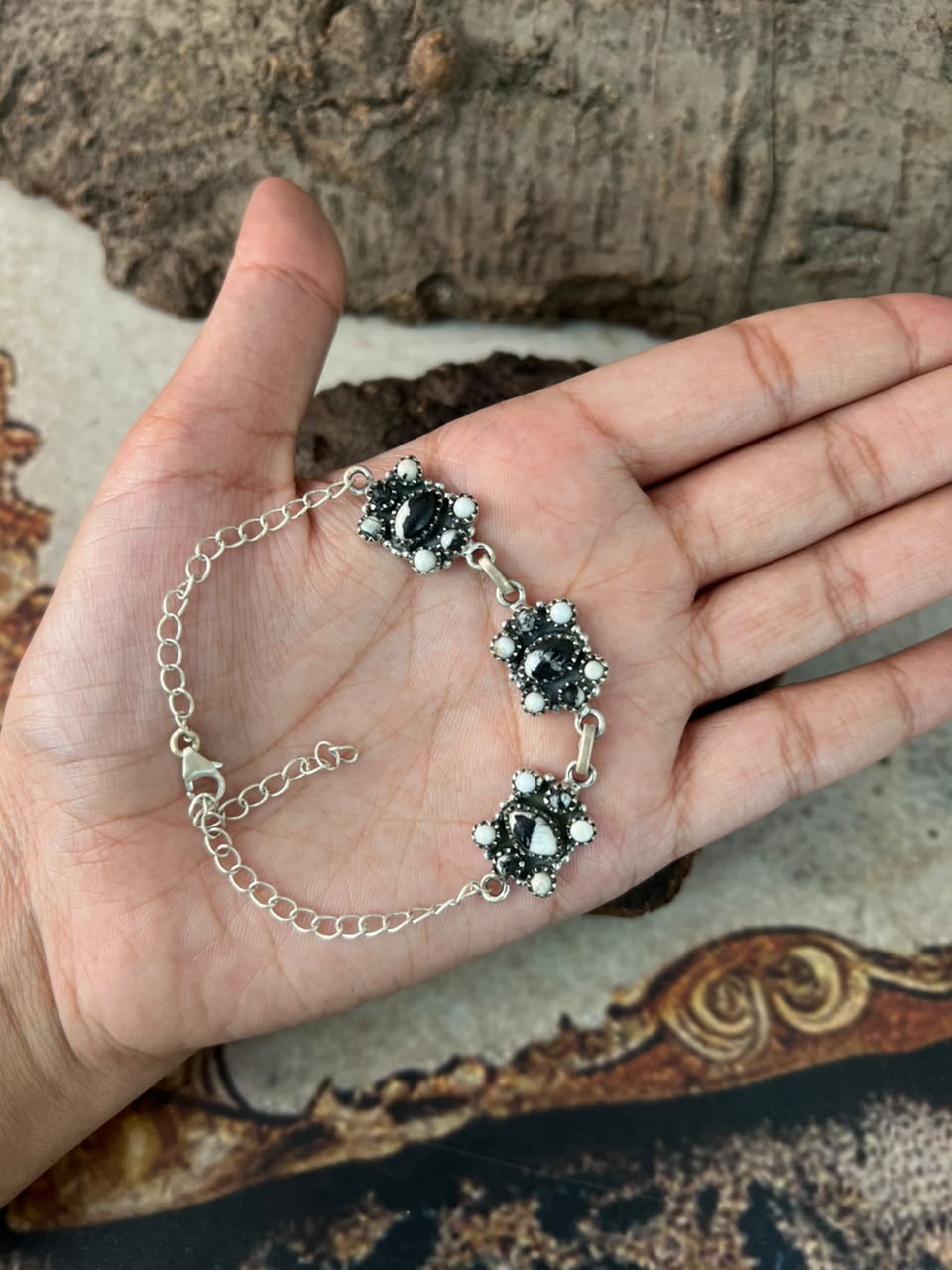 Handmade Sterling Silver White Buffalo Chain Bracelet Signed Nizhoni