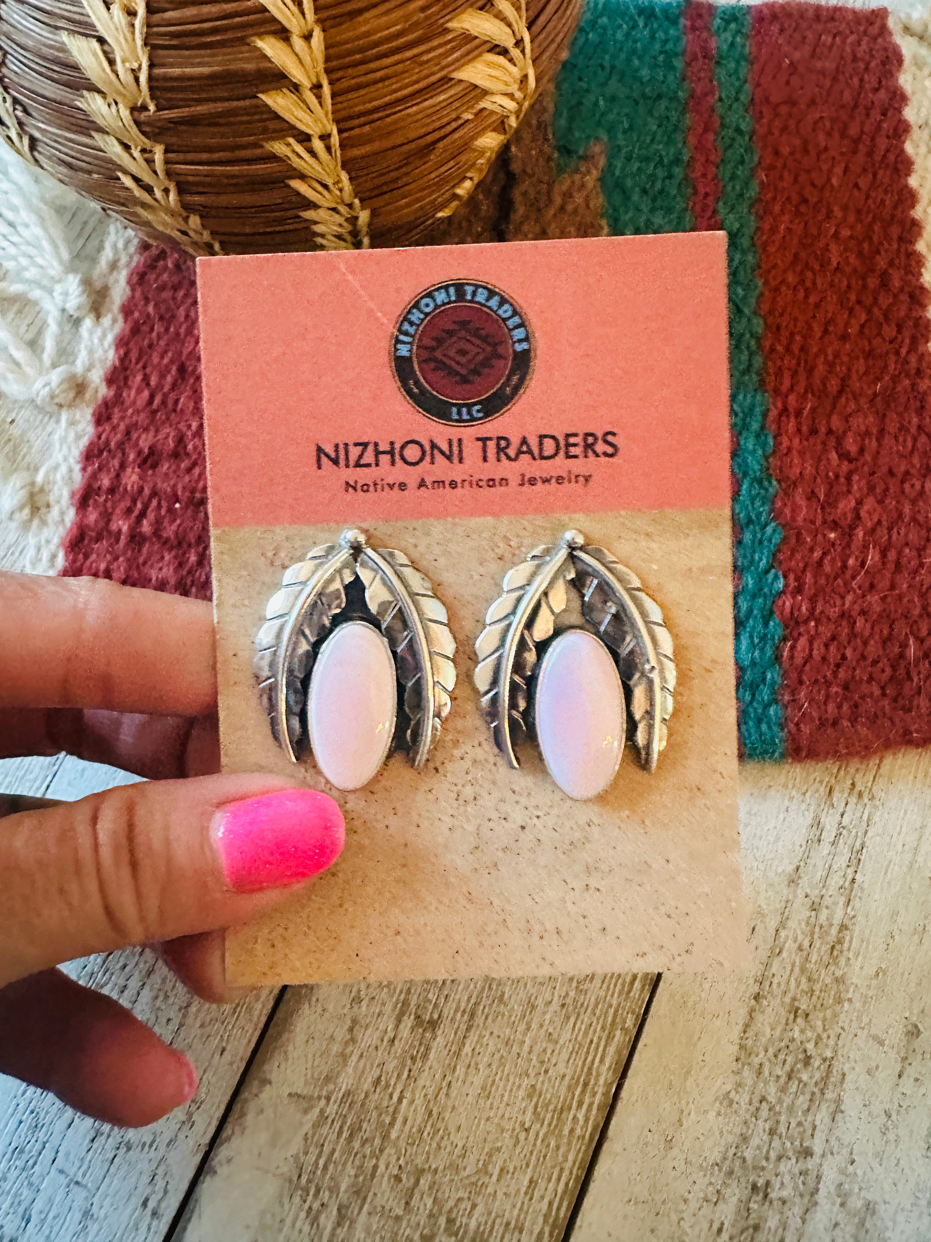 Navajo Sterling Silver & Queen Pink Conch Leaf Post Earrings