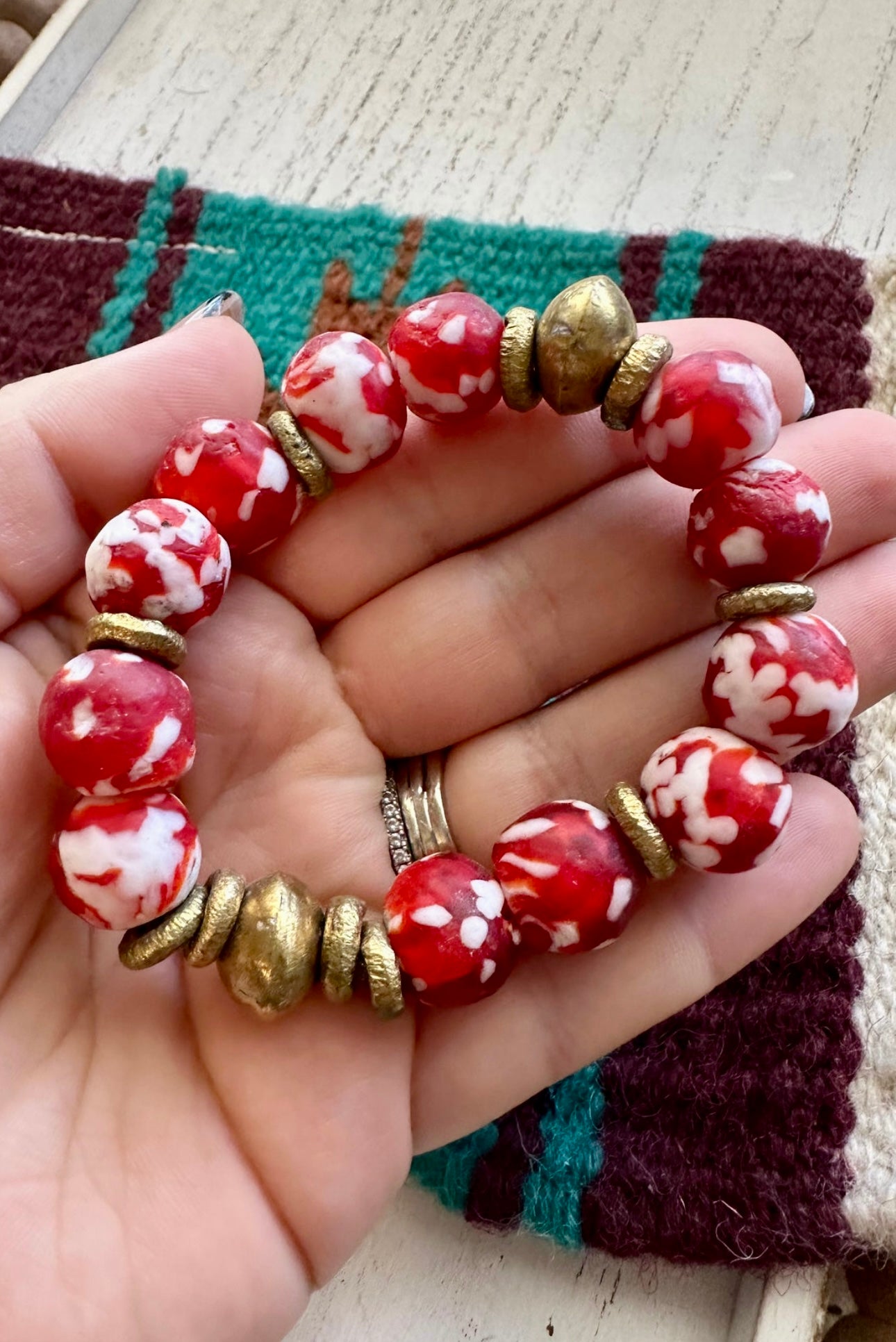 Handmade Recycled Glass Beaded Stretch Bracelet RED & WHITE