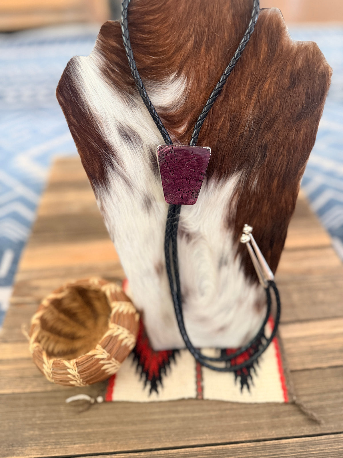 Handcrafted Sterling Silver & Purple Spiny Oyster Bolo Tie