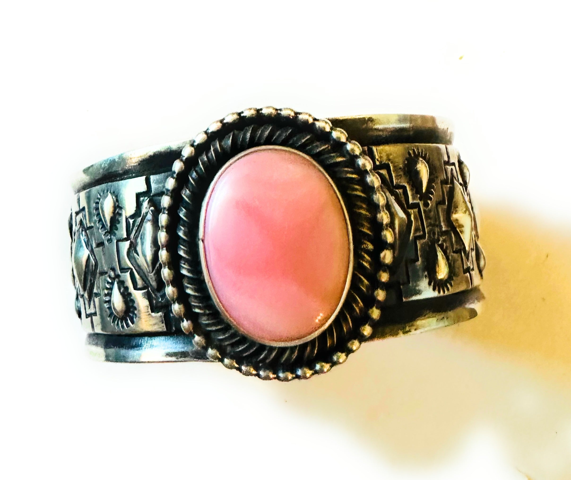 Navajo Queen Pink Conch Shell & Sterling Silver Cuff Bracelet