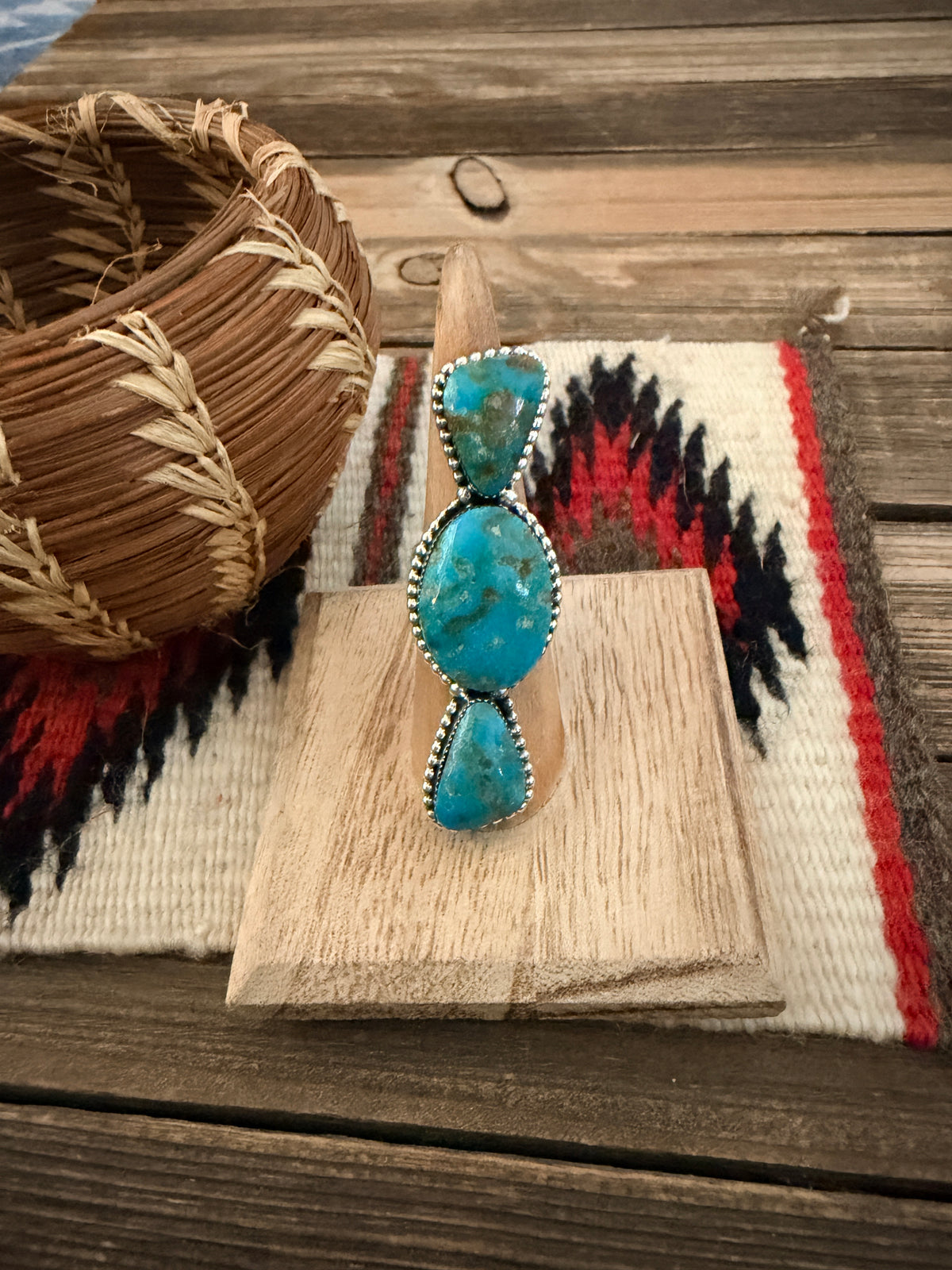 Handcrafted Kingman Turquoise & Sterling Silver Ring Size 5.75