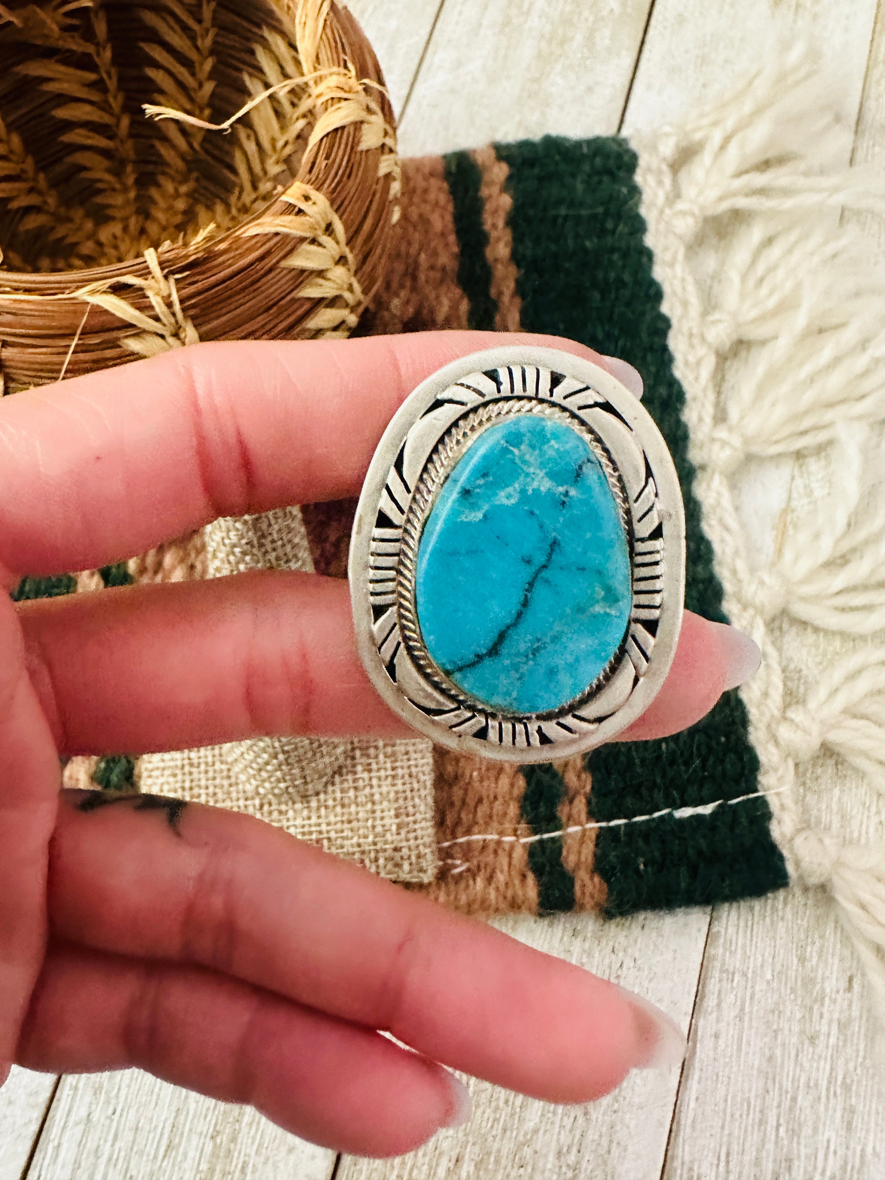 Old Pawn Handcrafted Turquoise & Sterling Silver Ring Size 8