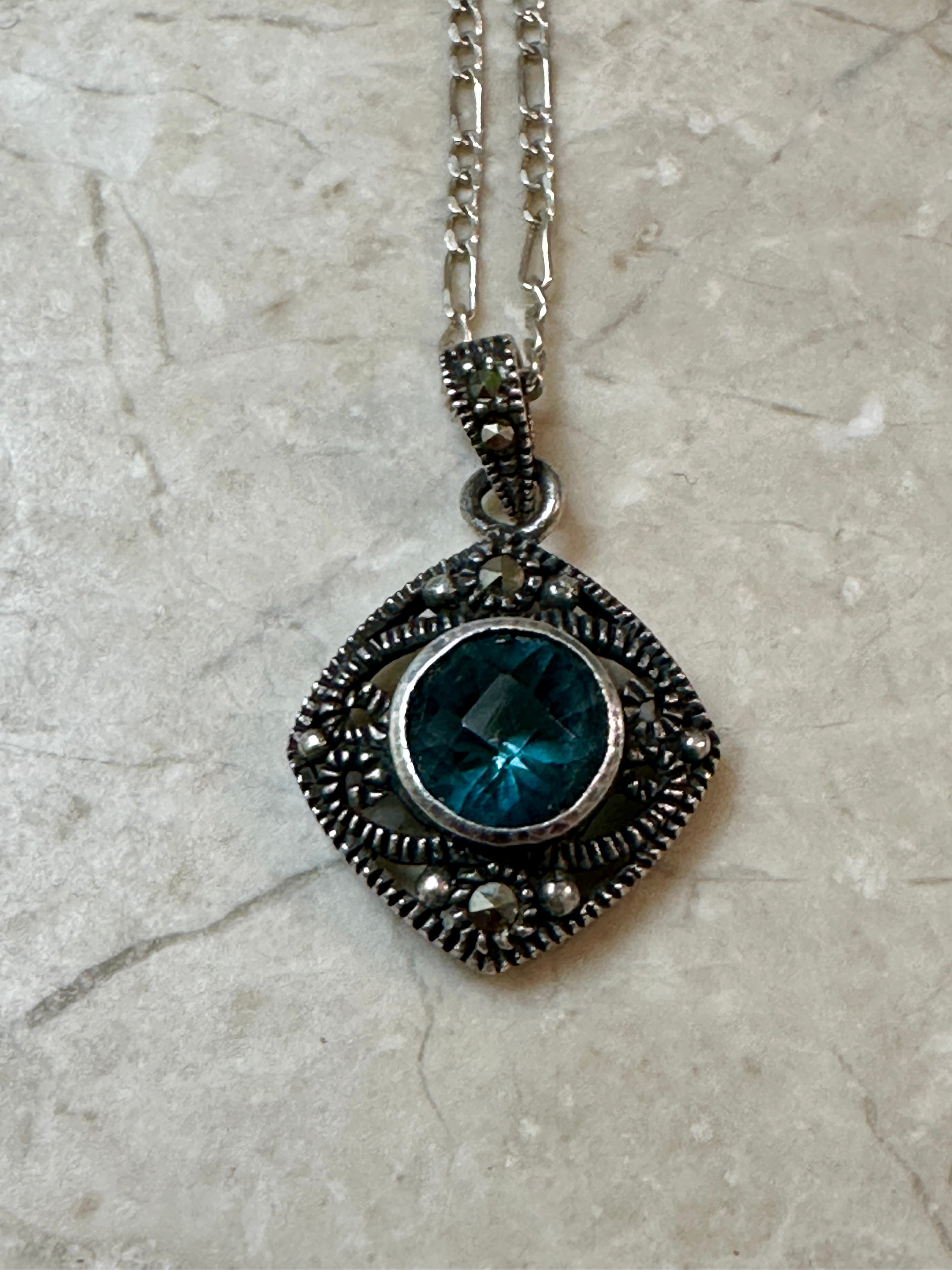 Blue Topaz pendant necklace 20” ￼