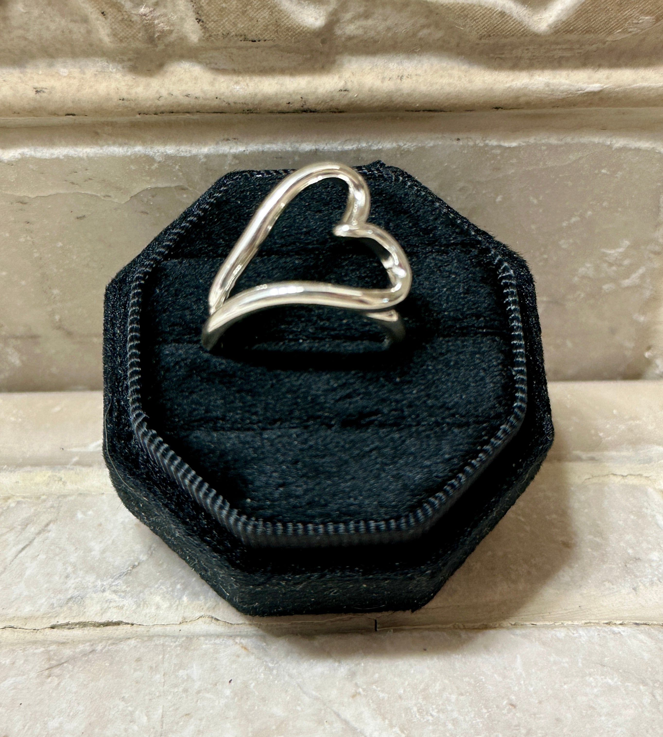 The Corazon Ring size 9