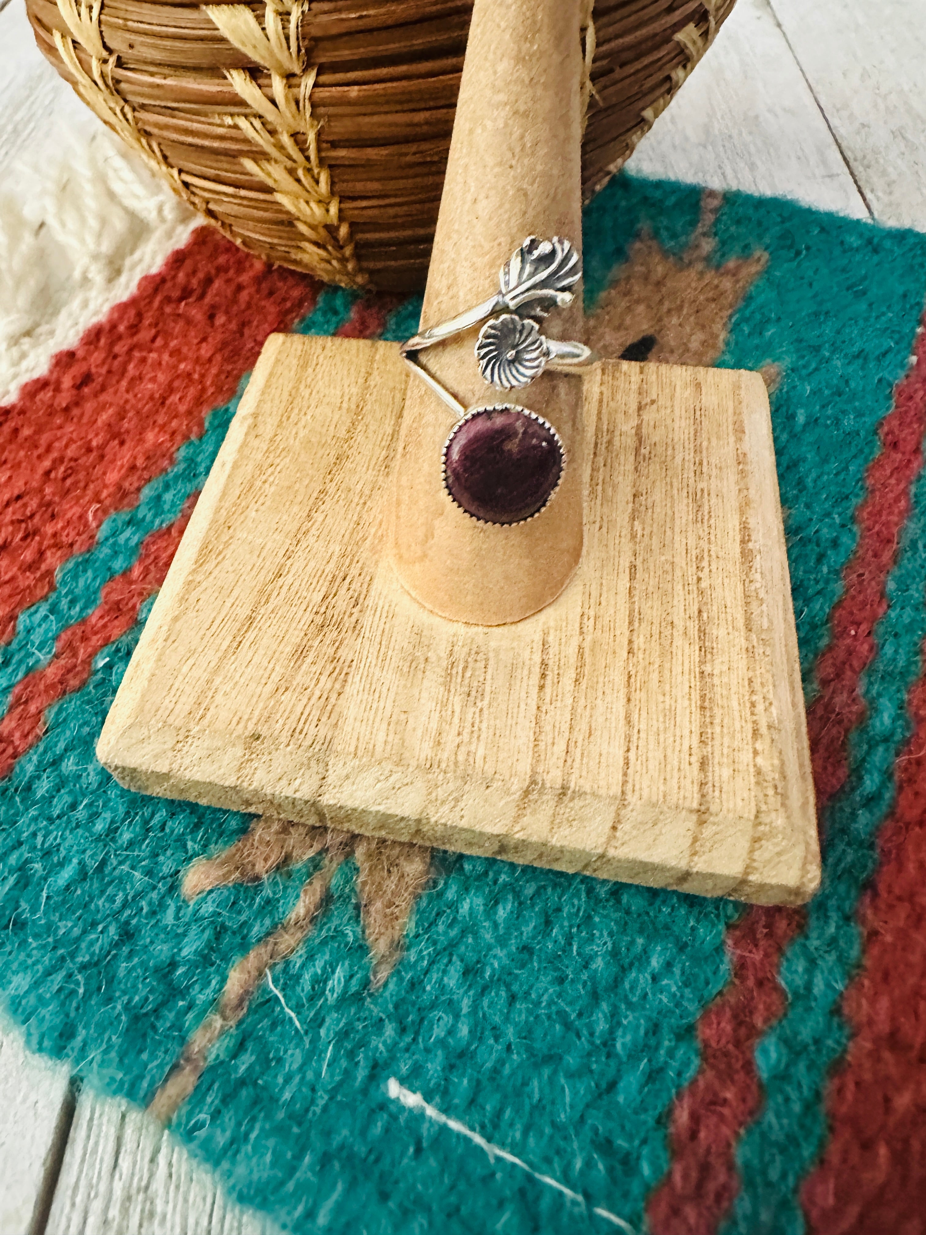 Navajo Purple Spiny & Sterling Silver Flower Ring Size 7.75