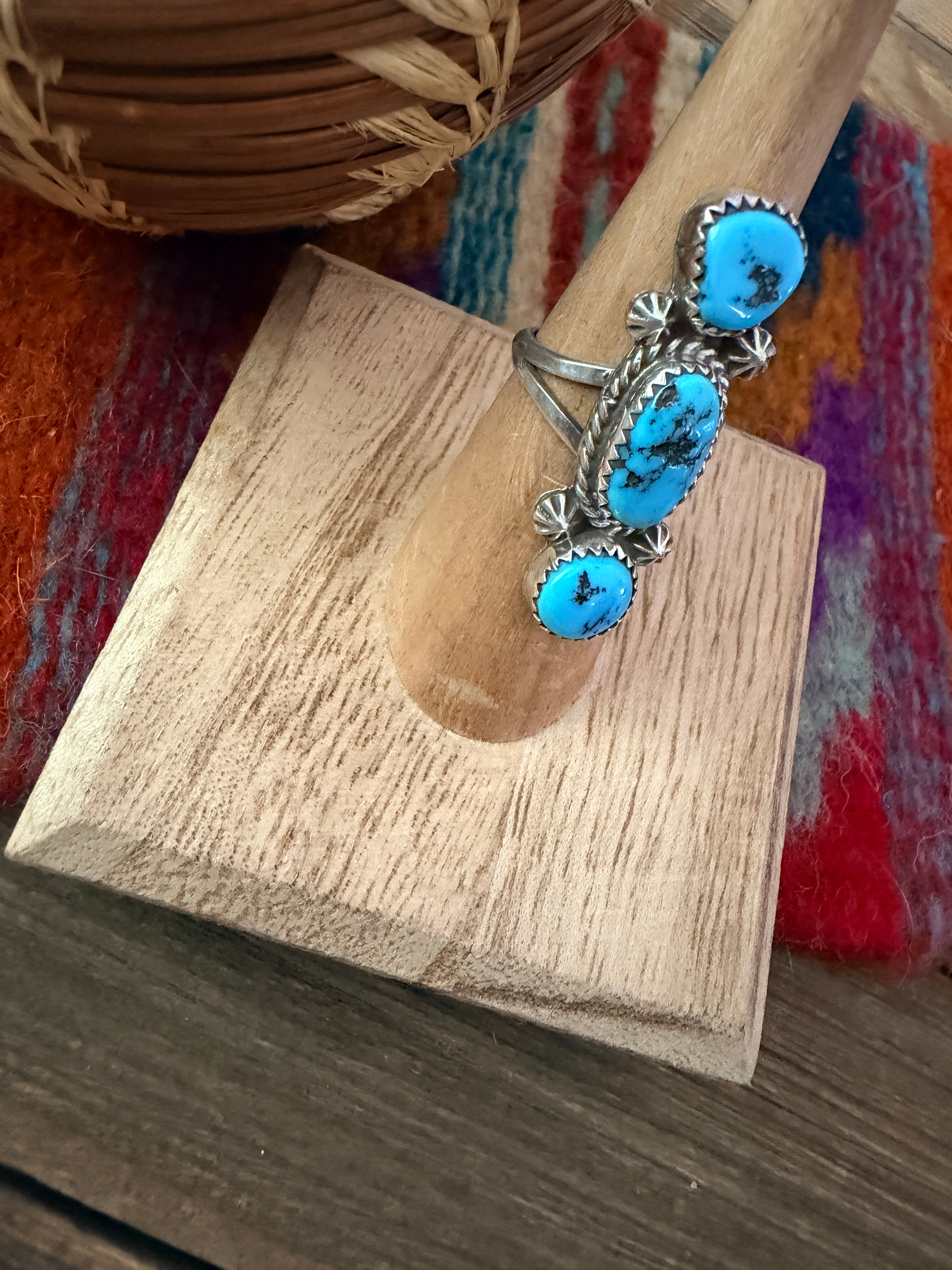 Old Pawn Handcrafted Turquoise & Sterling Silver Ring Size 5.5