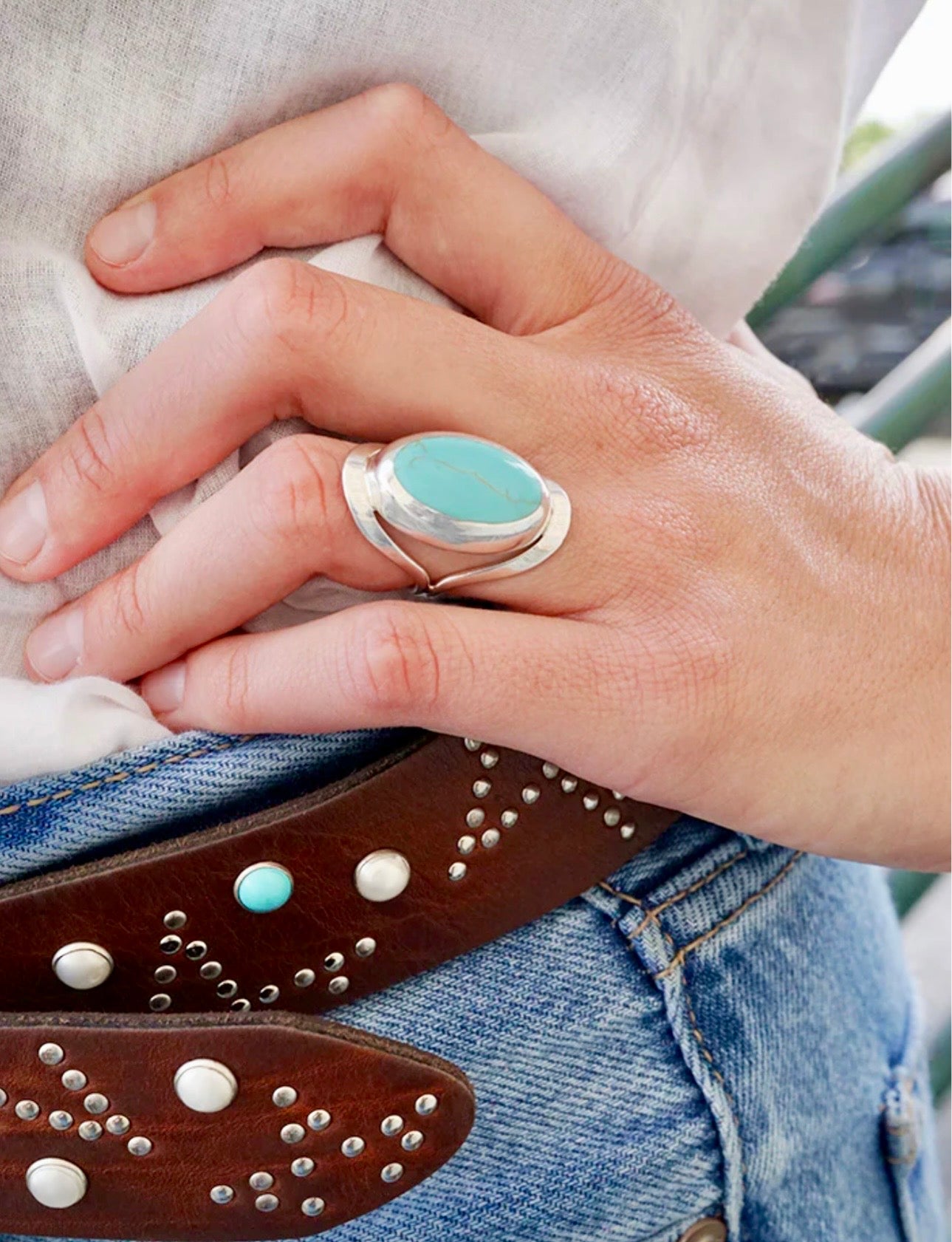 Oval Frame Turquoise Sterling Silver Ring