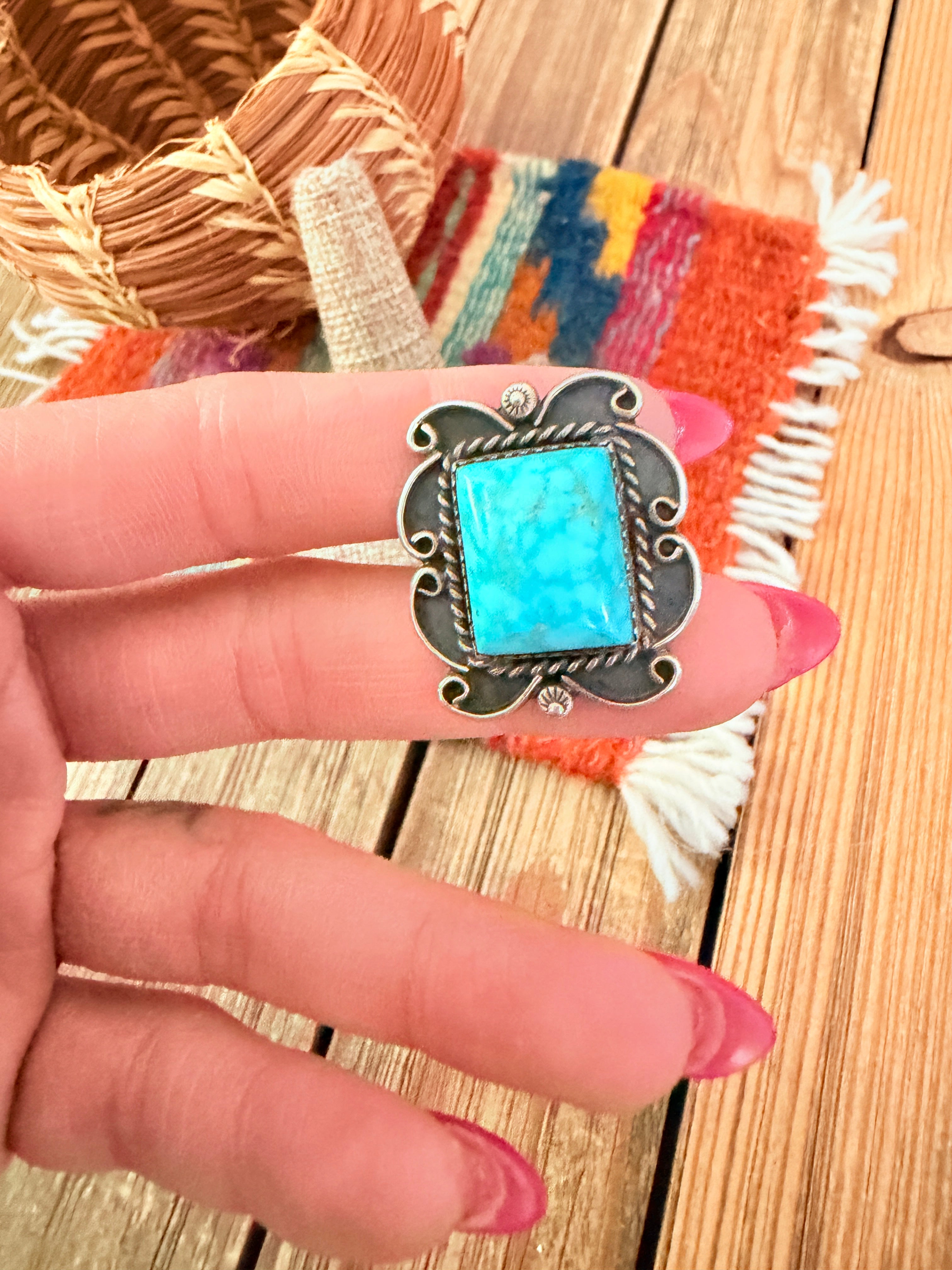 Old Pawn Handcrafted Turquoise & Sterling Silver Ring Size 7