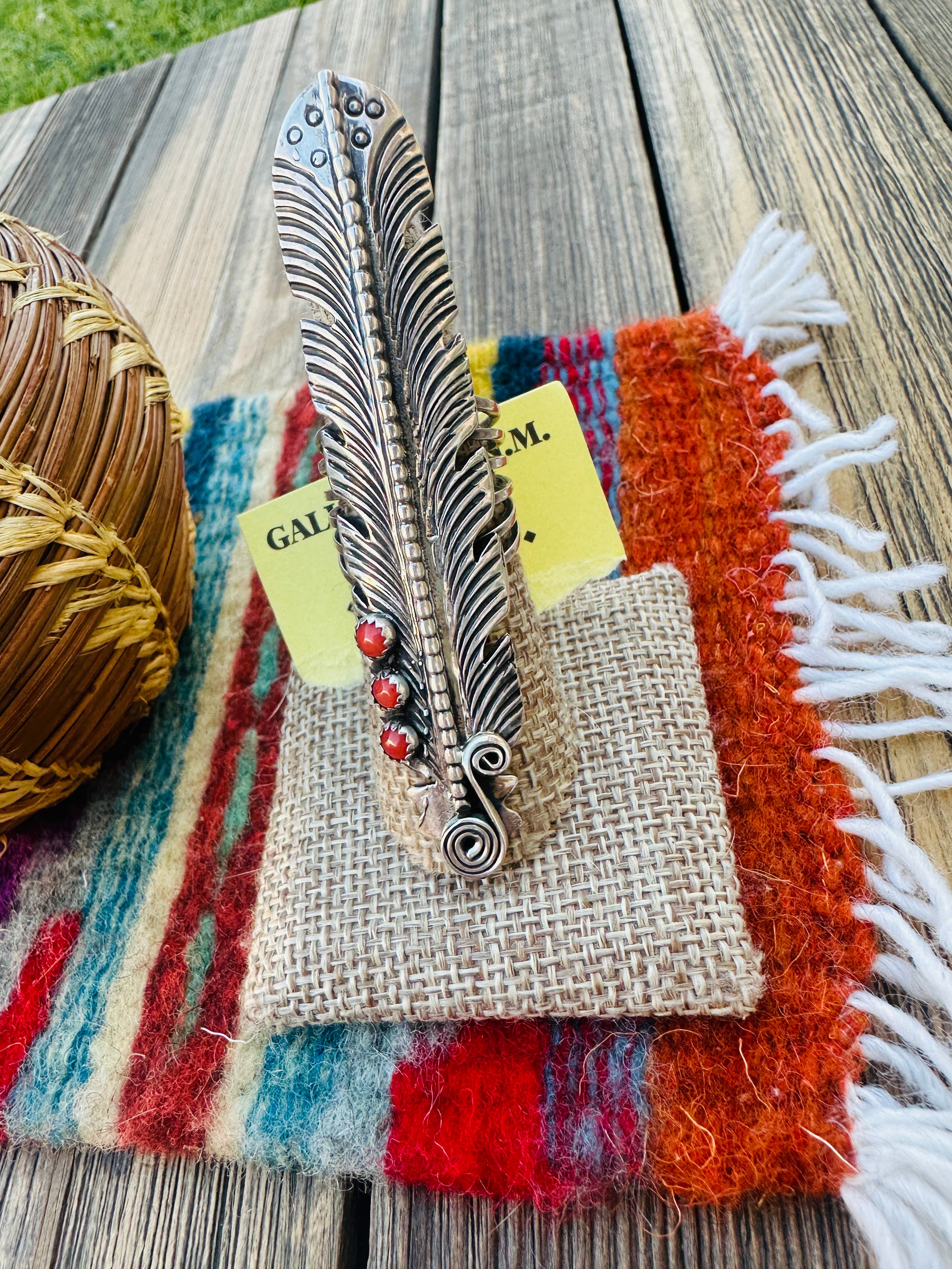 Old Pawn Handcrafted Coral & Sterling Silver Feather Ring Size 7