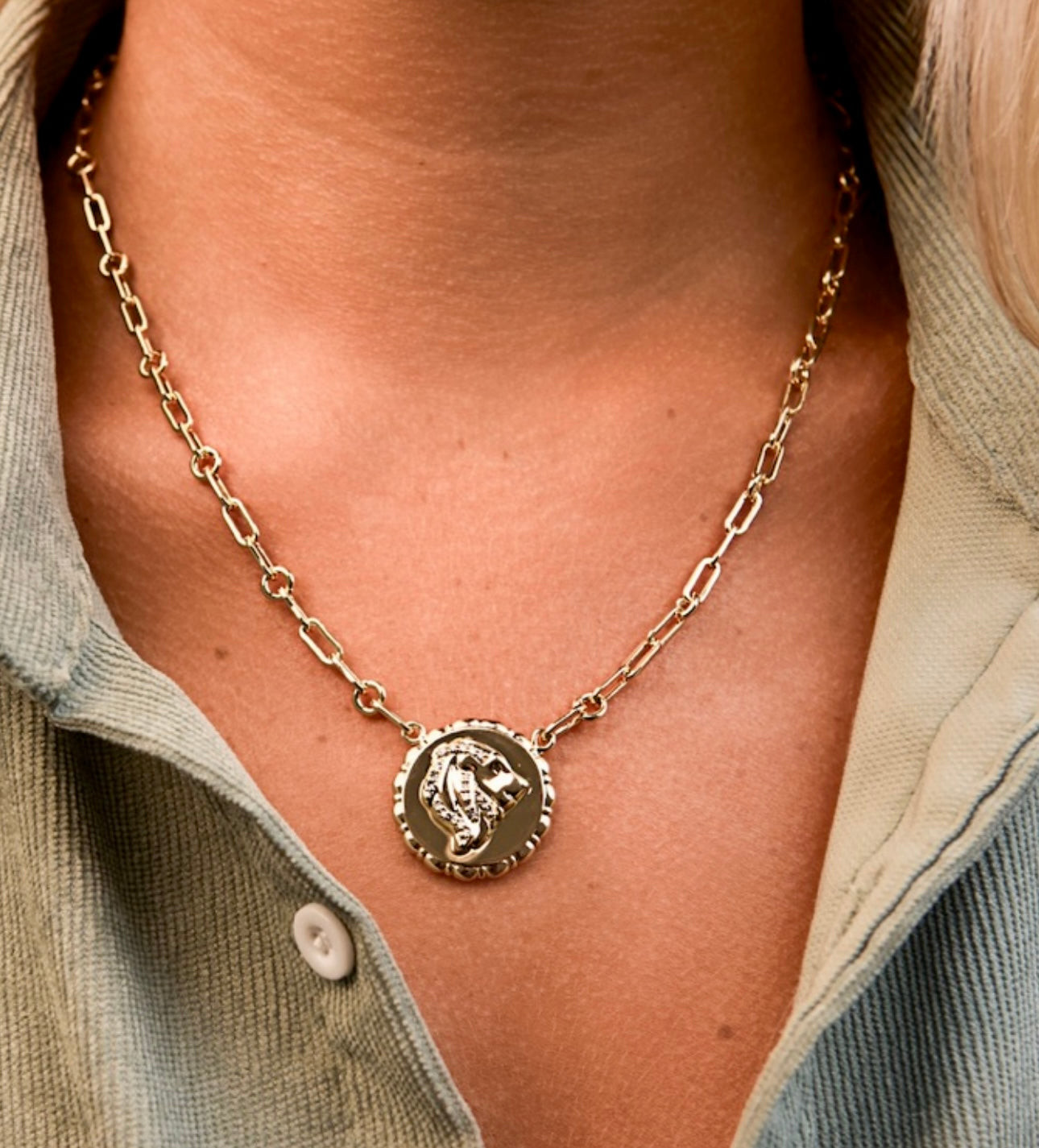 Bold CZ Zodiac Link Leo Necklace