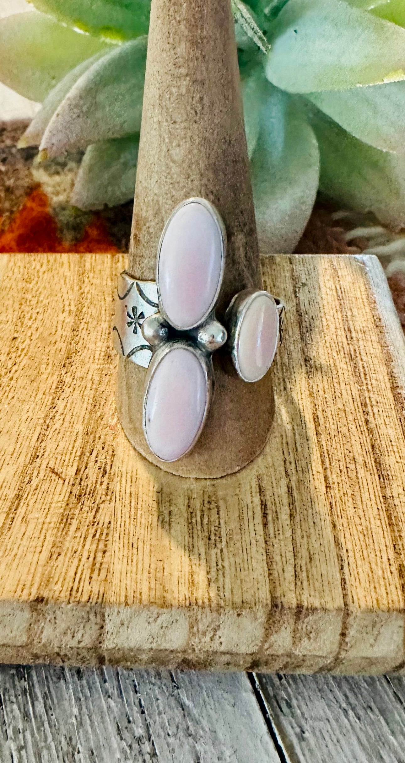 Navajo Sterling Silver and Queen Pink Conch Shell Adjustable Ring