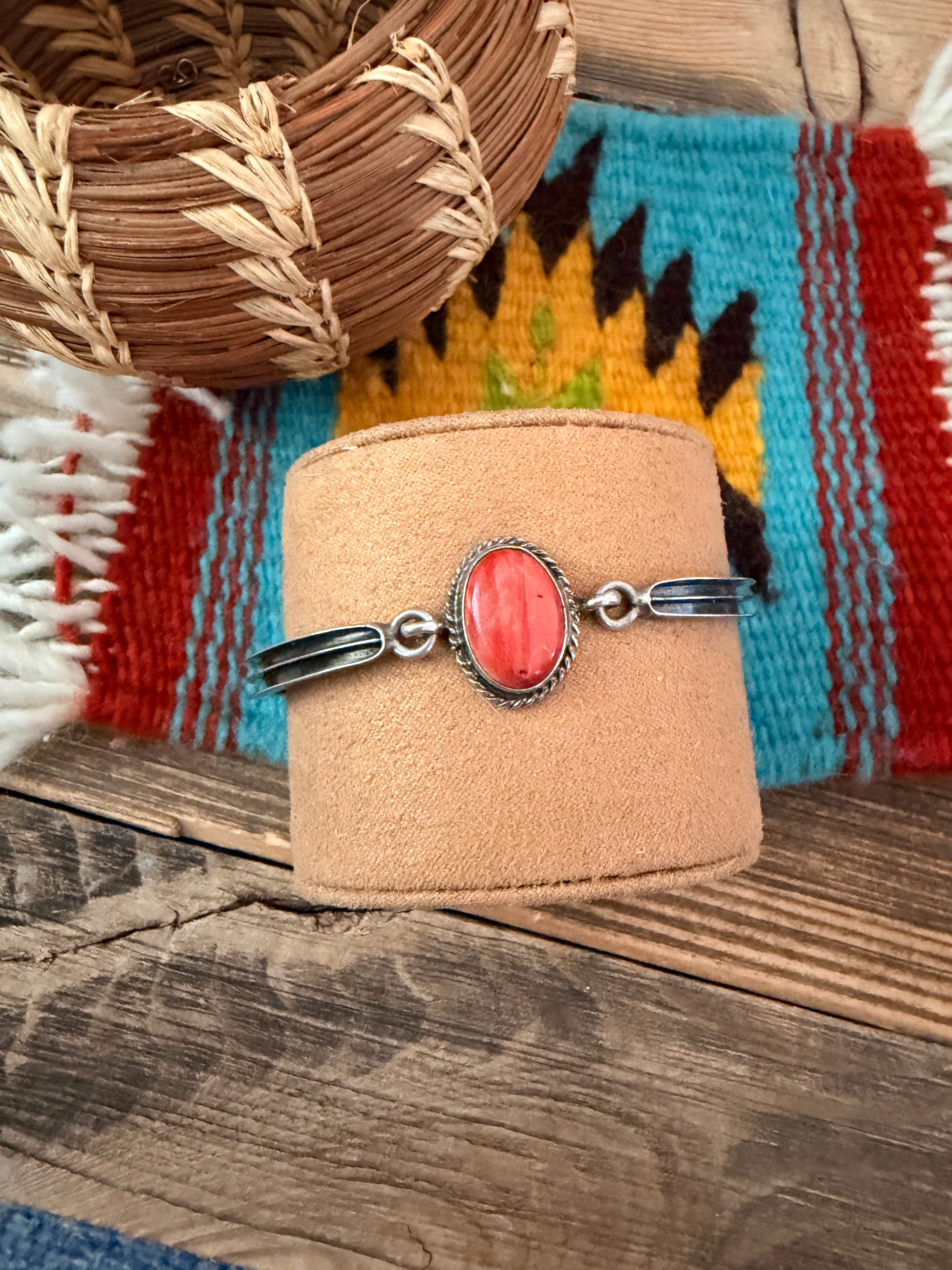 Handcrafted Old Pawn Sterling Silver & Spiny Oyster Bracelet