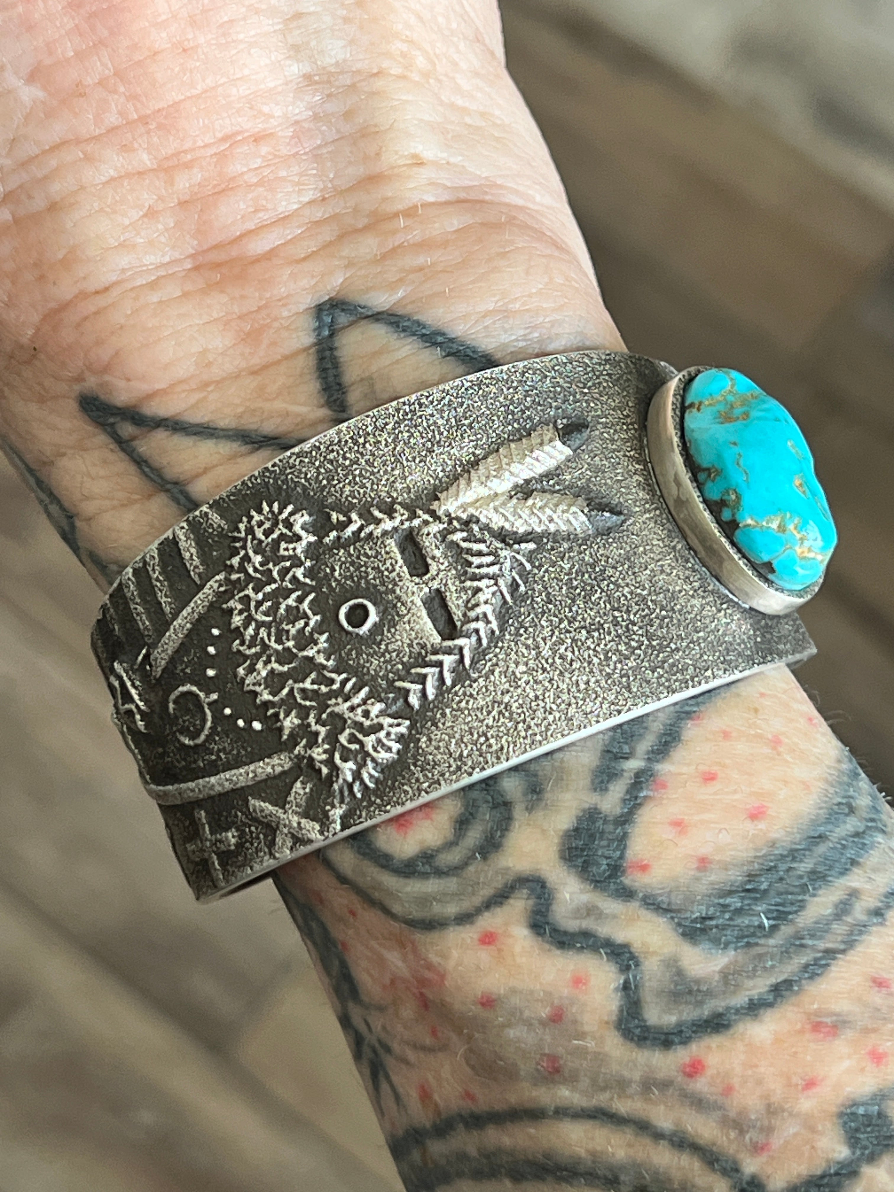 Navajo Tufa Cast Sterling Mudhead Cuff Bracelet with Kingman Turquoise by Lee Begay