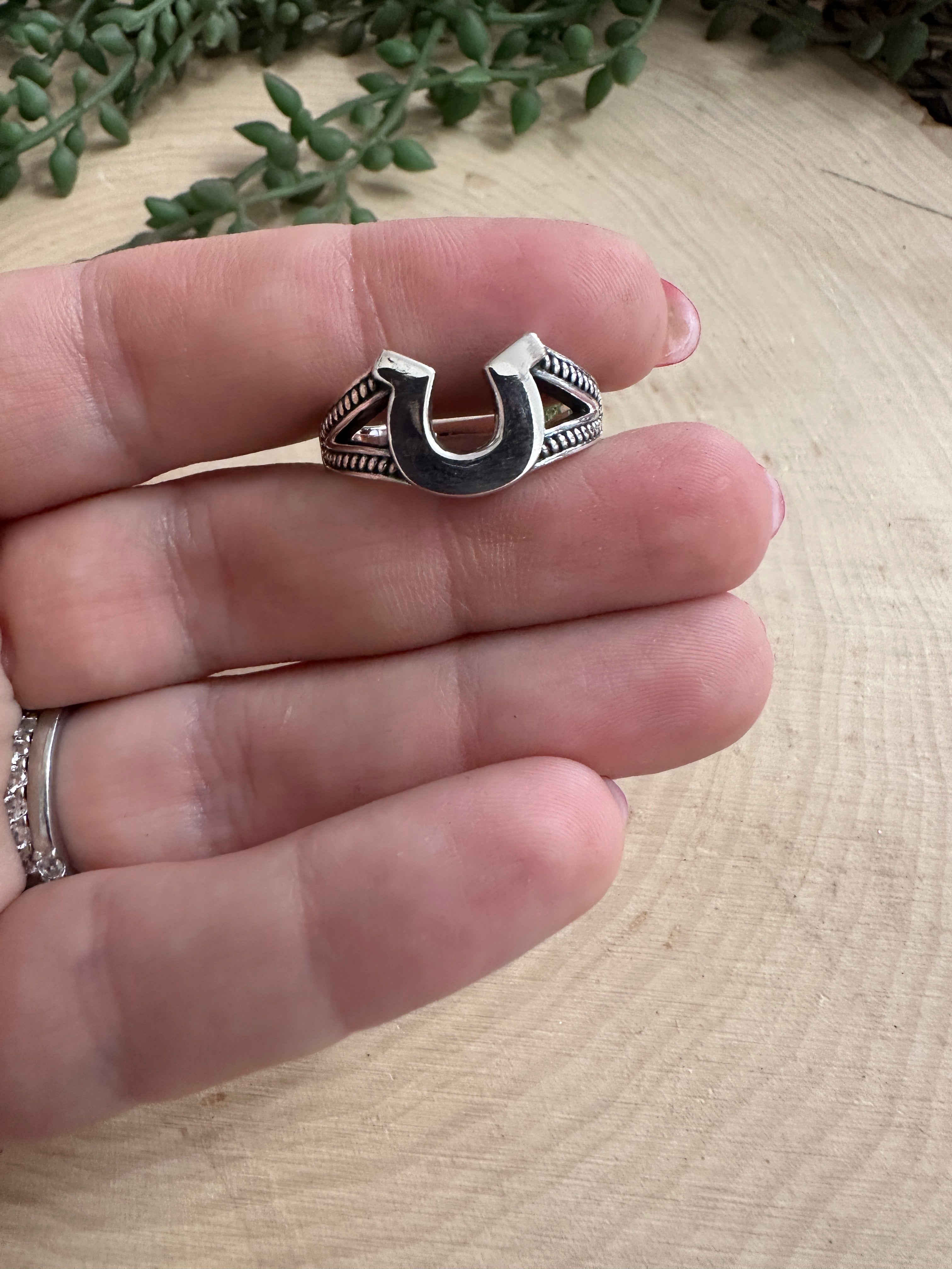 Tenderloin horseshoe ring clearance