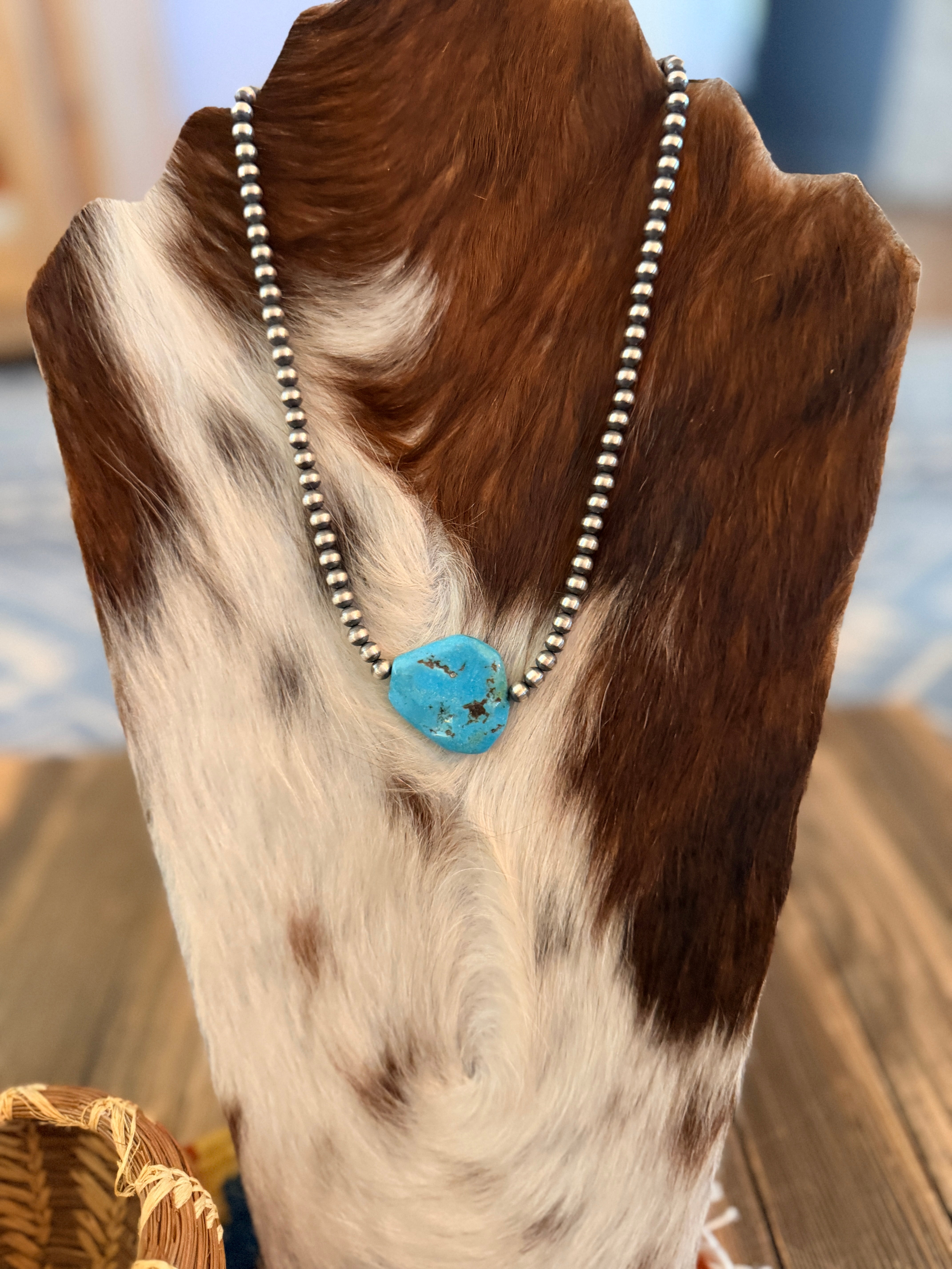 Handcrafted Kingman Turquoise & Sterling Silver Pearl 18” Beaded Necklace